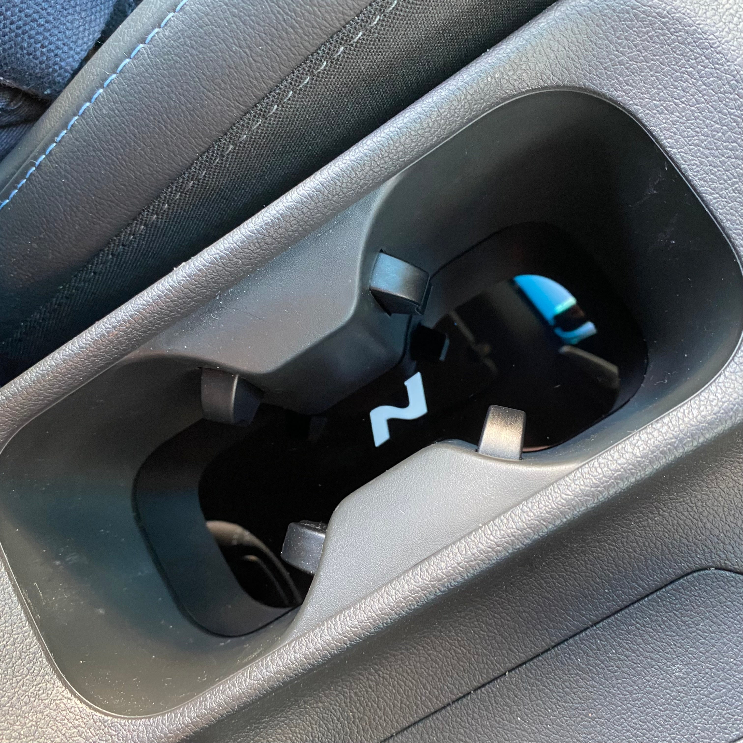 Hyundai i30 Cup Holder Inserts