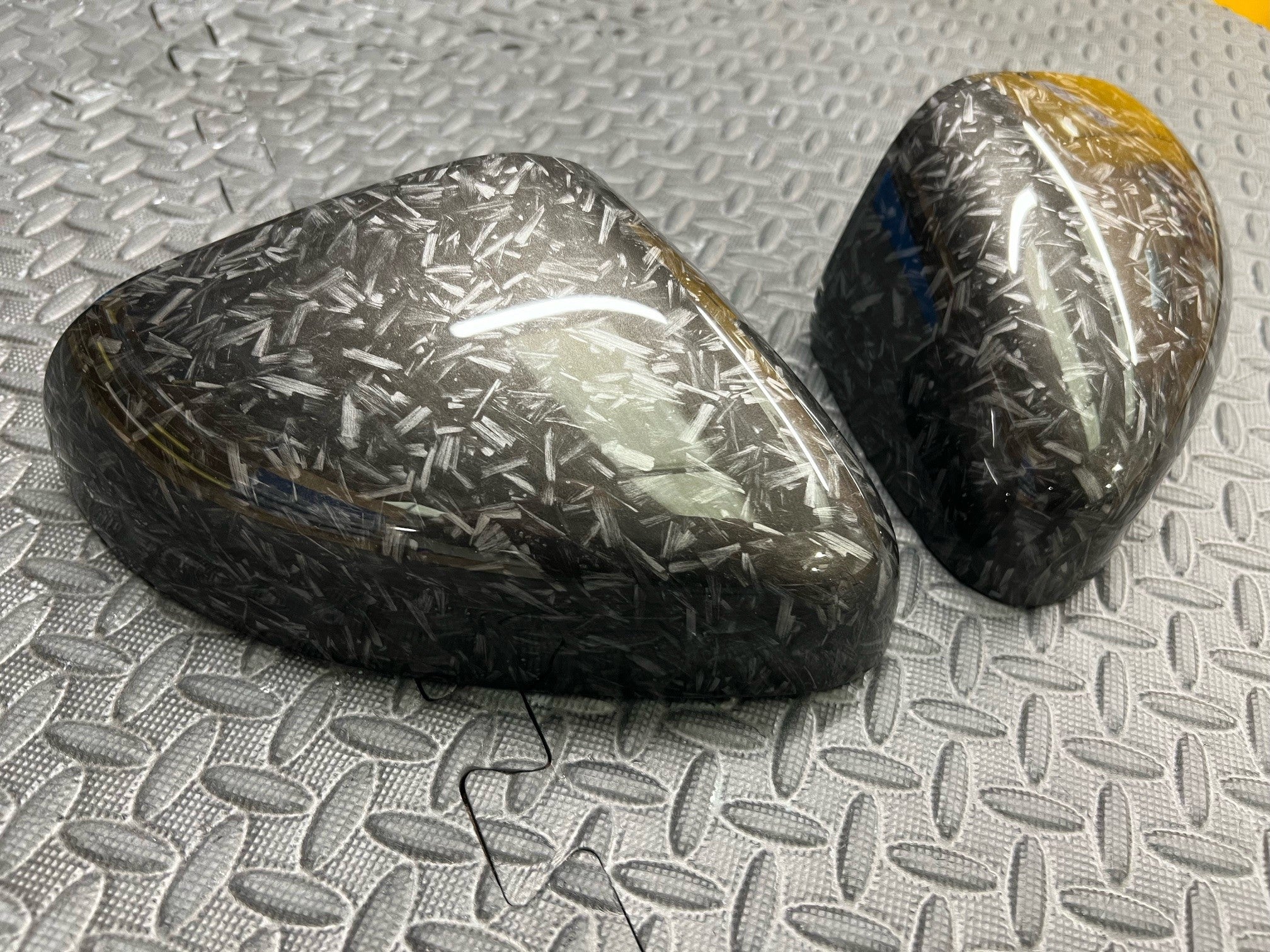Mirror Caps Ford Fiesta Mk8/8.5, Puma Mk2 - Forged Carbon Fiber Effect Hydrodipped