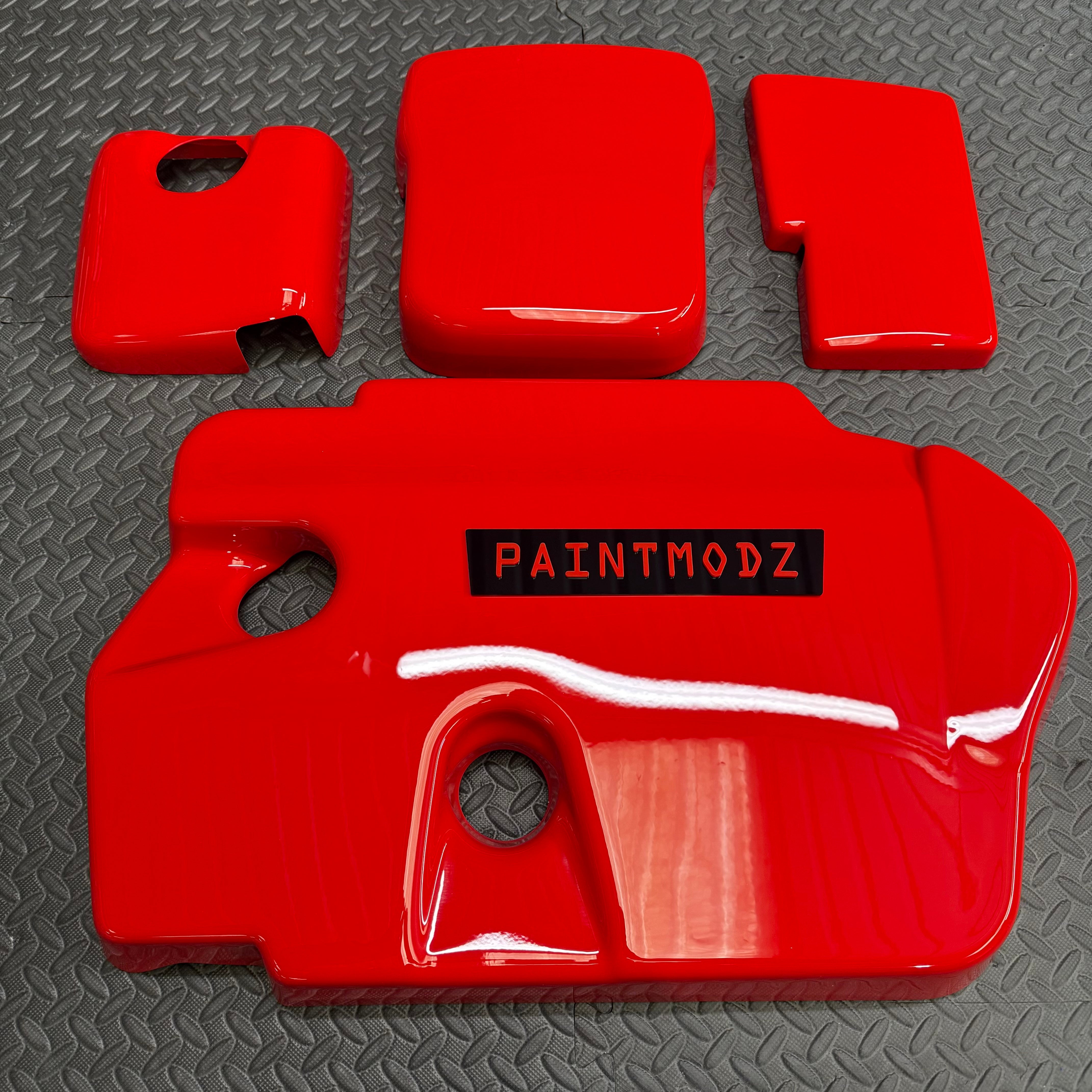 Proform Small Engine Bay Dress Up Bundle - Mk3.5 Focus ST Diesel - Painted Race Red - Red/Gloss Black Bagde