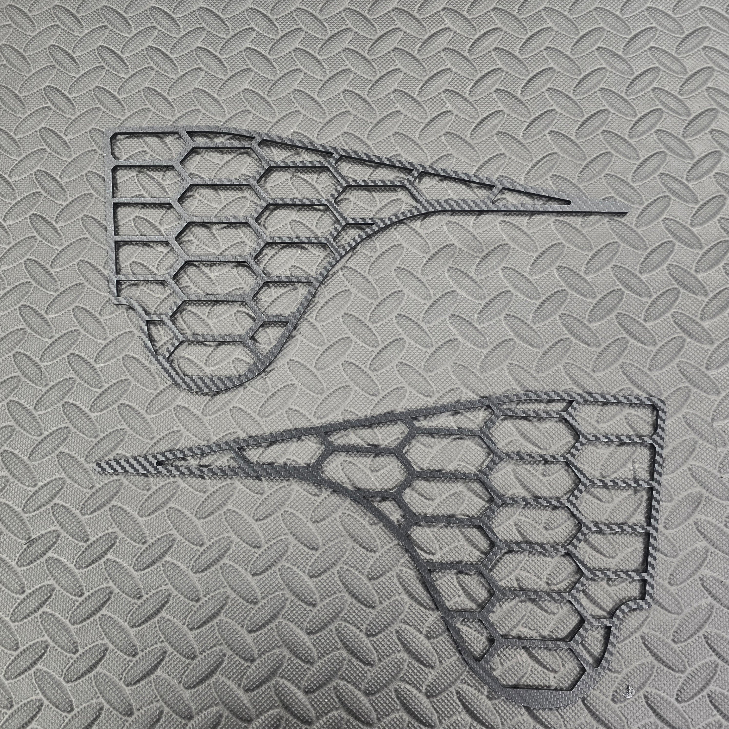 Mk4/4.5 Focus Scuttle Vent Covers - Carbon Fibre Effect