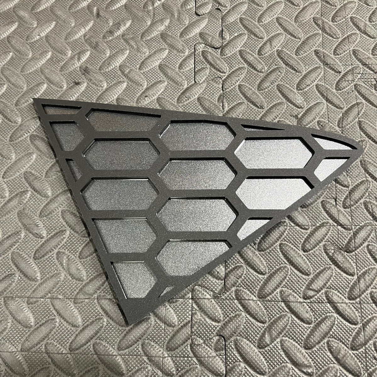 Proform Mk8/8.5 Fiesta Rear Quater Window Inserts (Left Hand Side) - Satin Black Hexagon Design With Painted Magnetic Grey Back Plate