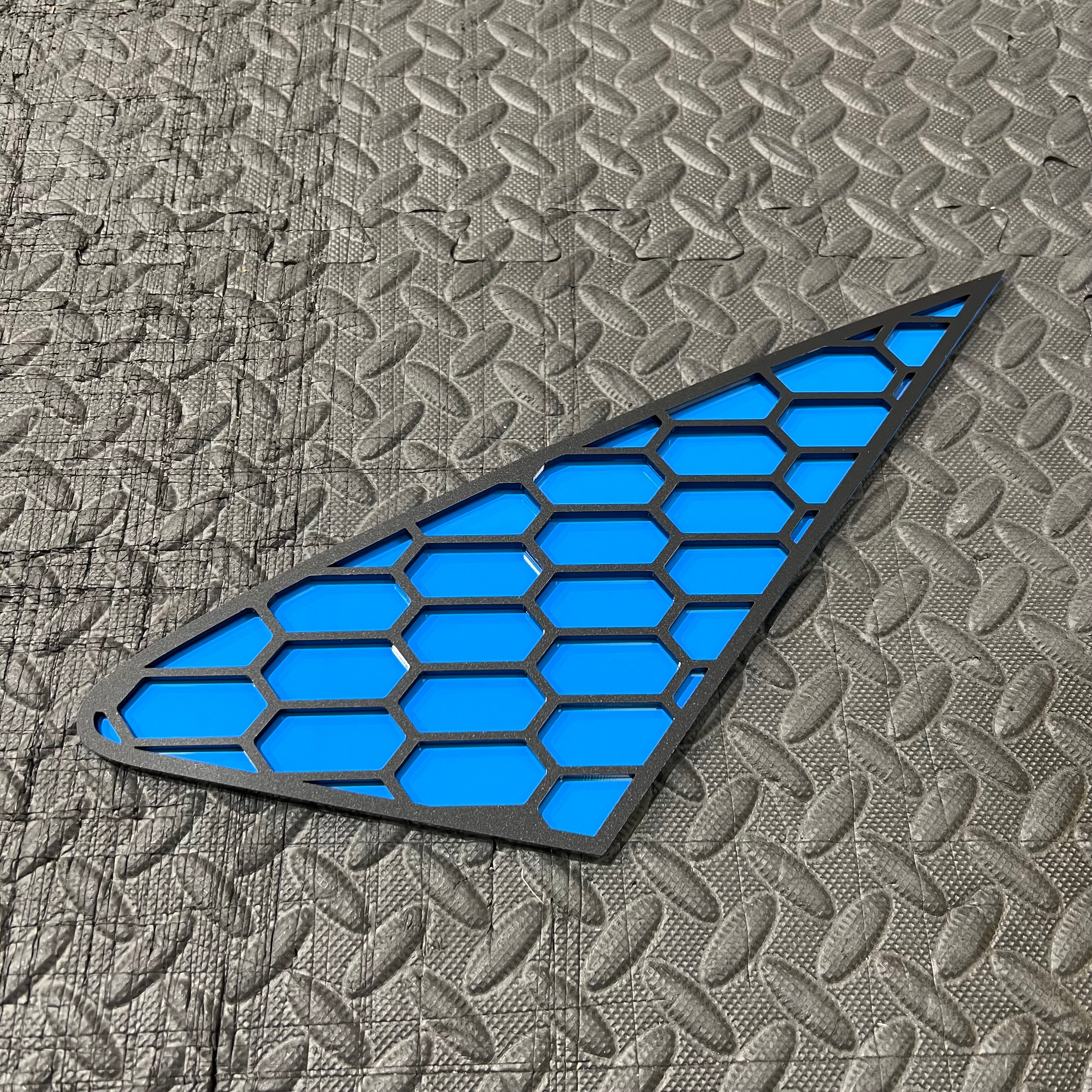 Proform Mk2/2.5 Puma Rear Window Inserts - Satin Black Hexagon Design with Azure Blue Backing Plate