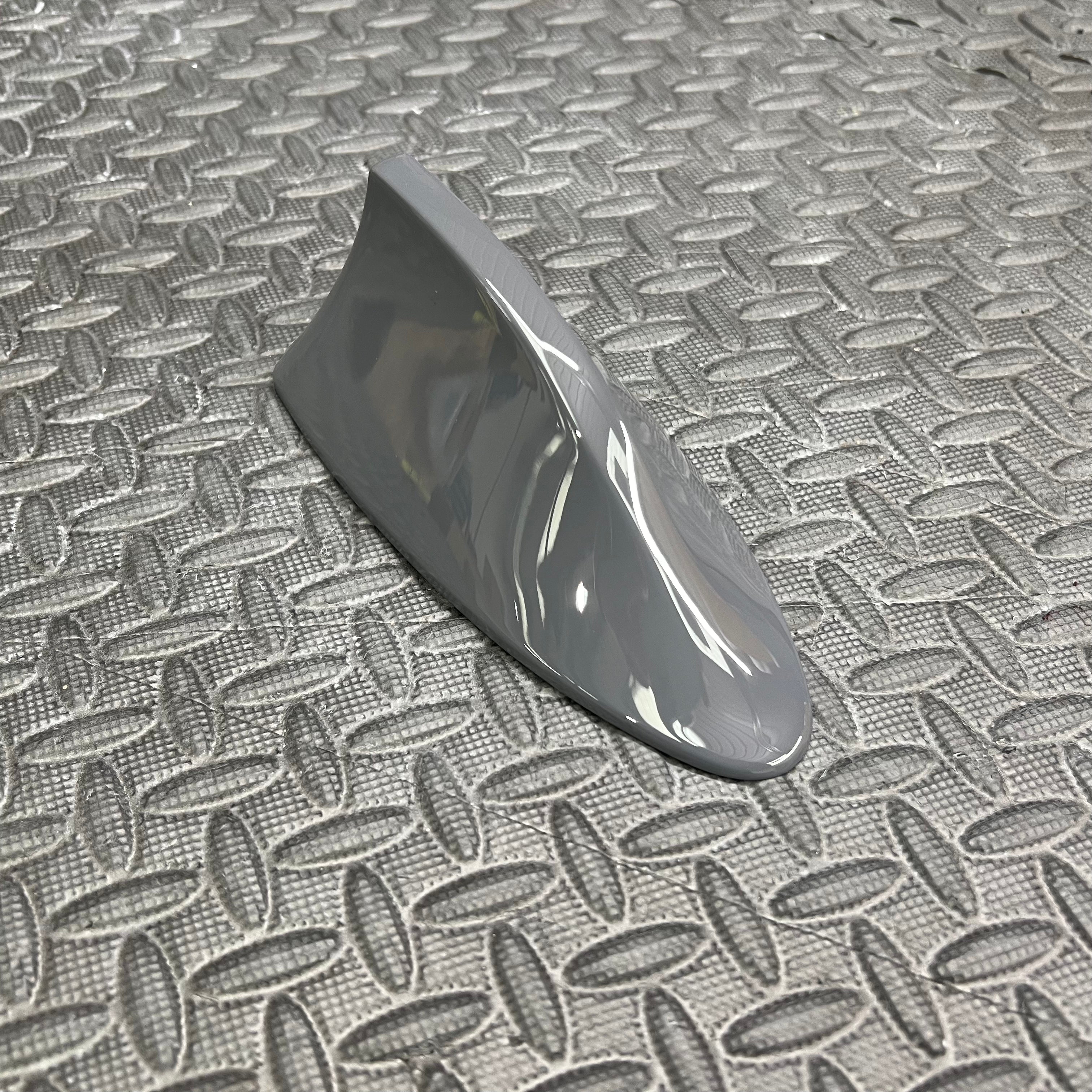 Shark Fin Aerial Mk3/3.5 Ford Focus / Mk8 Ford Fiesta - Painted Stealth Grey