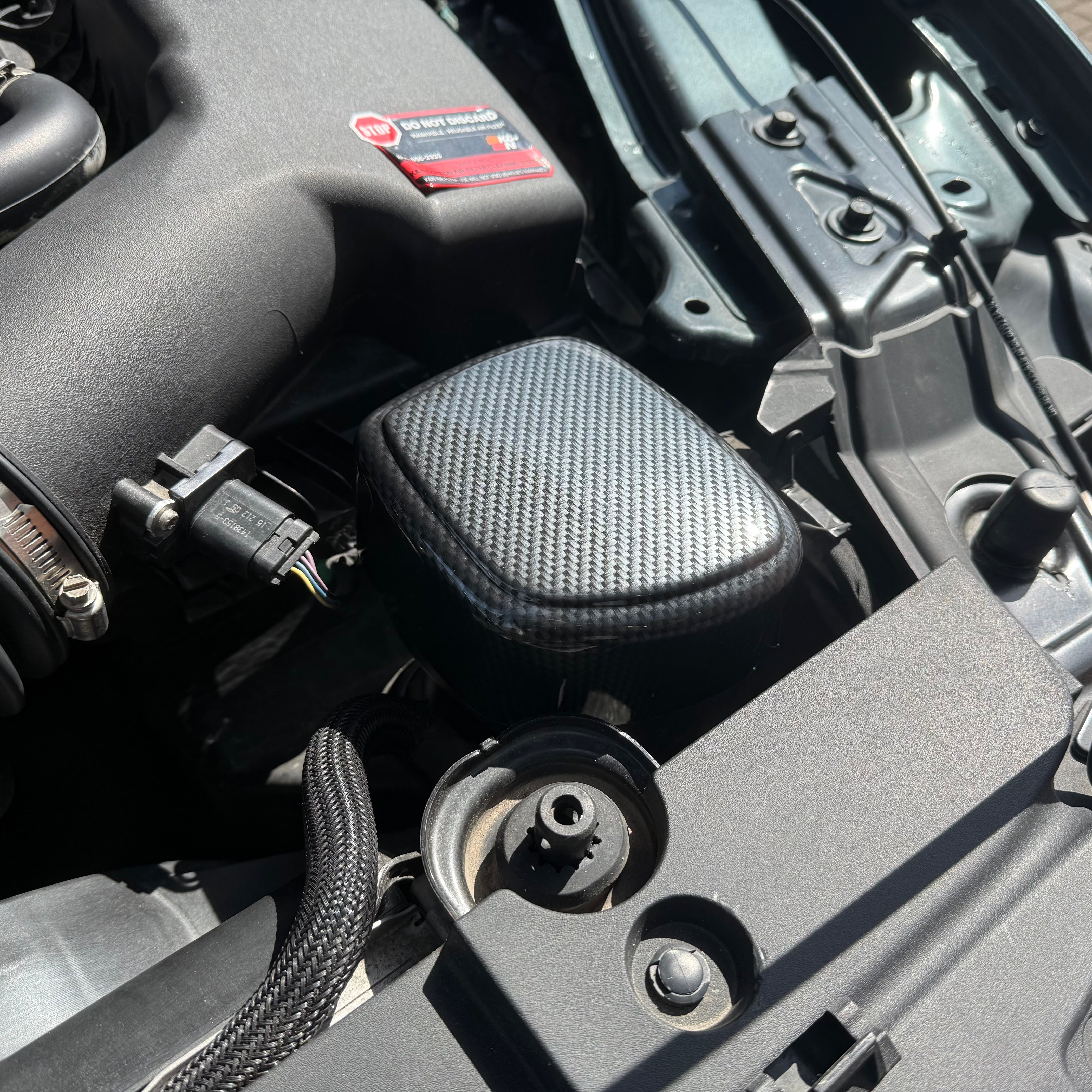 Mustang (6th Generation) Air Cleaner Resinator Cover (Plastic Finishes)