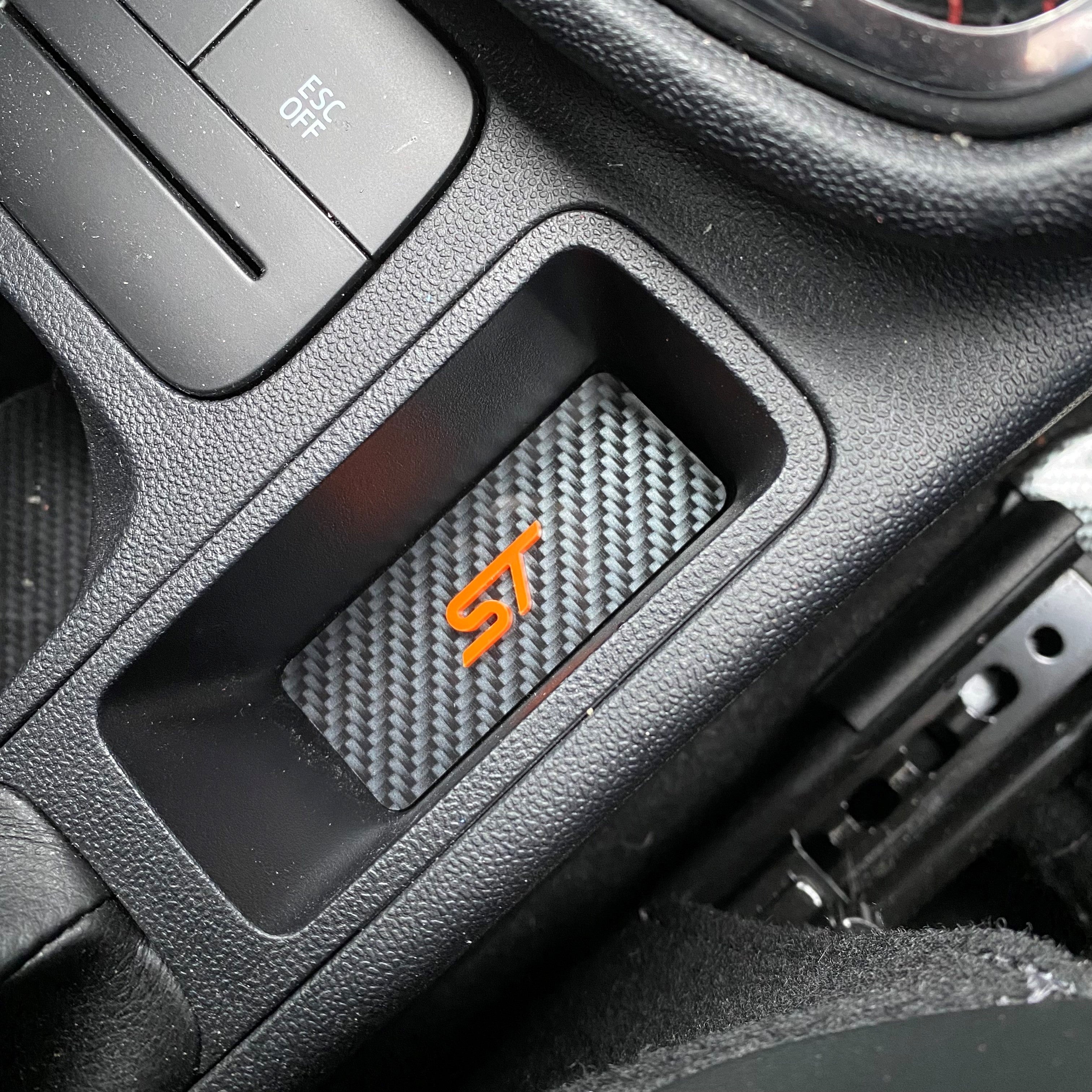 Mk8/8.5 Fiesta & Mk2 Puma Centre Console Insert Plate