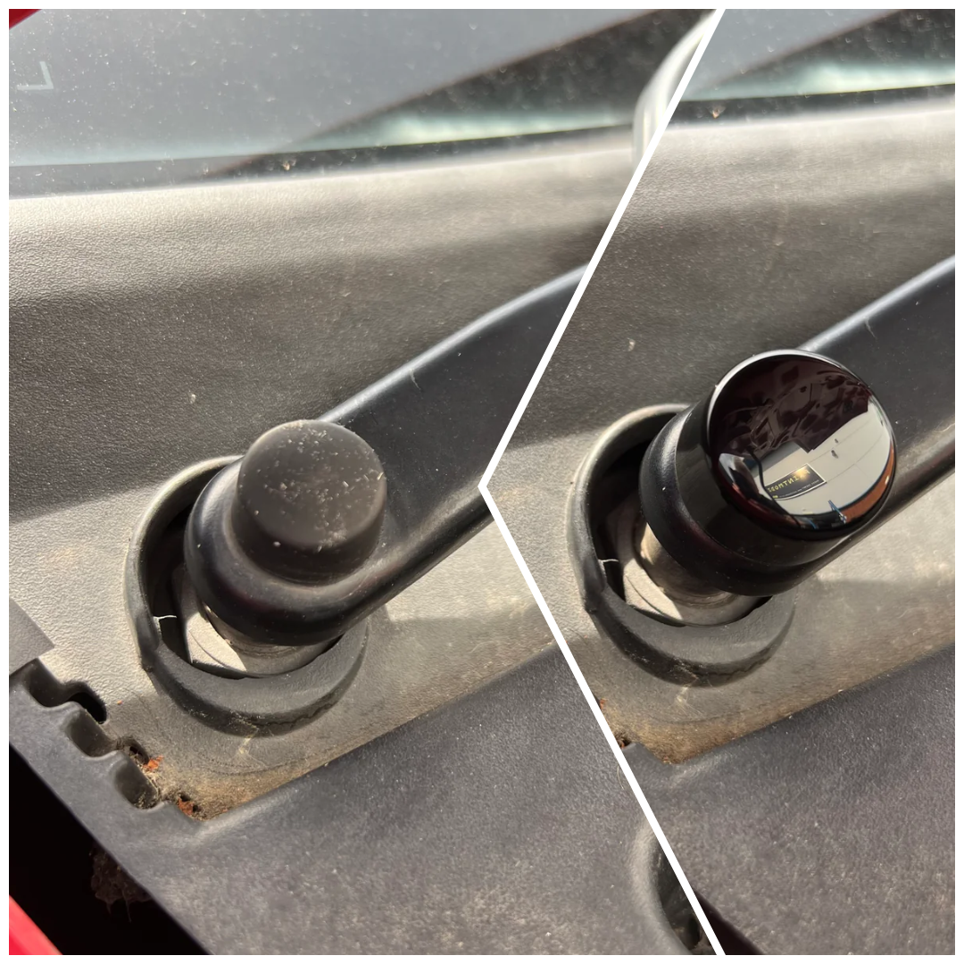 Proform Wiper Arm Bolt Rubber Covers - Mk6 Fiesta - Gloss Black Plastic - Before/After
