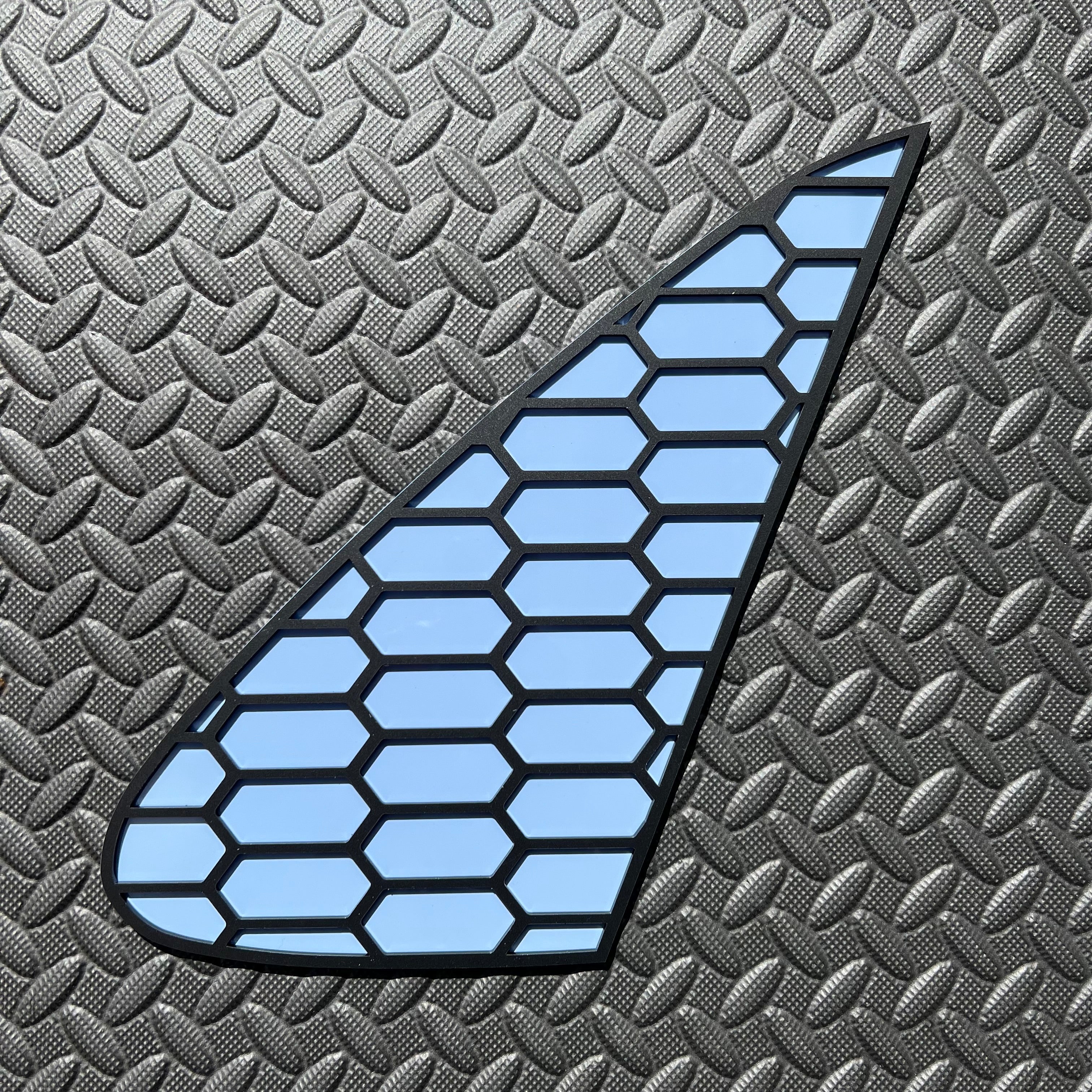 Proform Rear Quater Window Insert - Hyundia i30/i30N - Satin Hexagonal Design With Pianted Hyudai Performace Blue Back Plate