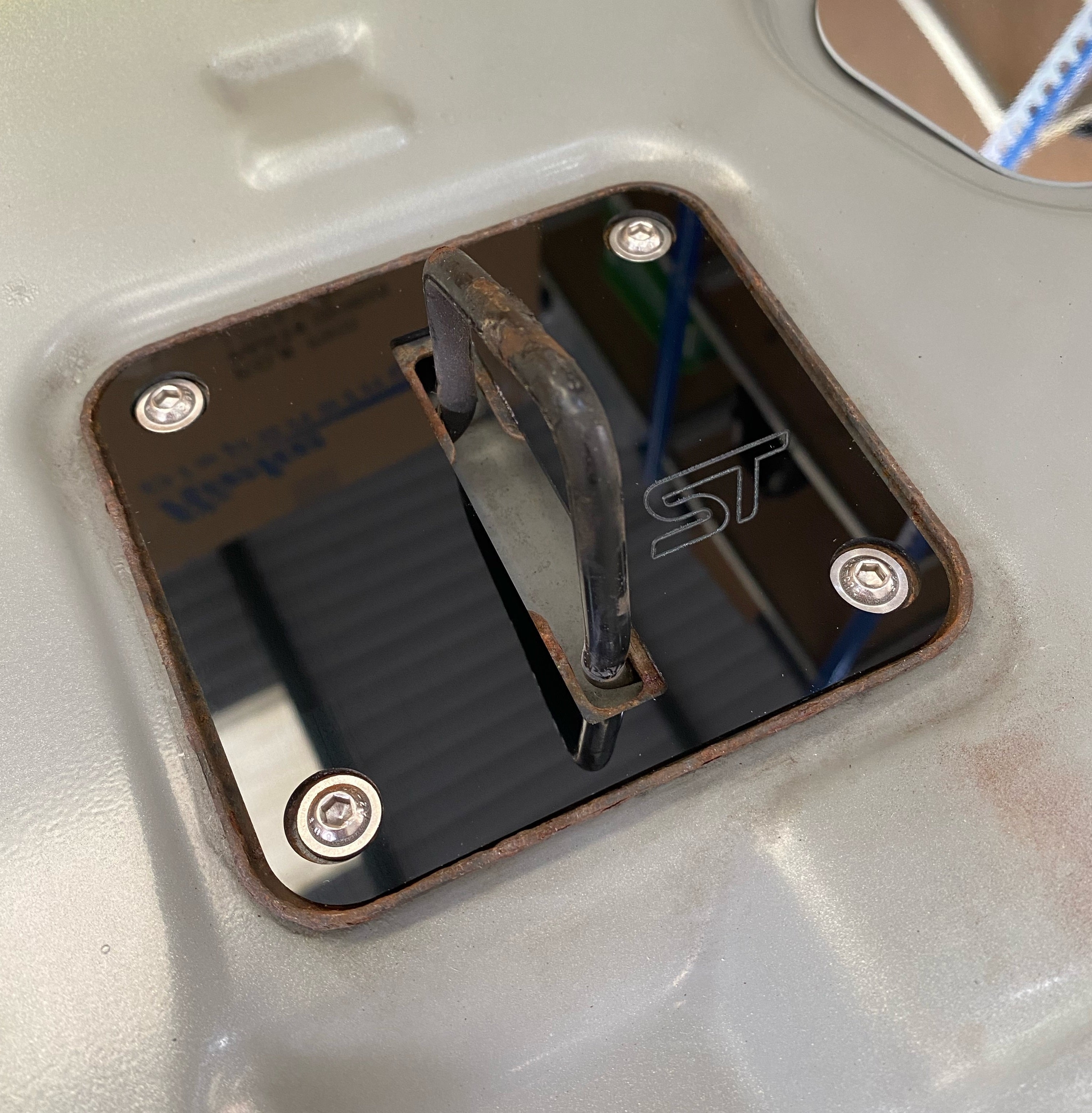 Proform Engraved Upper Bonnet Catch Plate Mk6 Fiesta