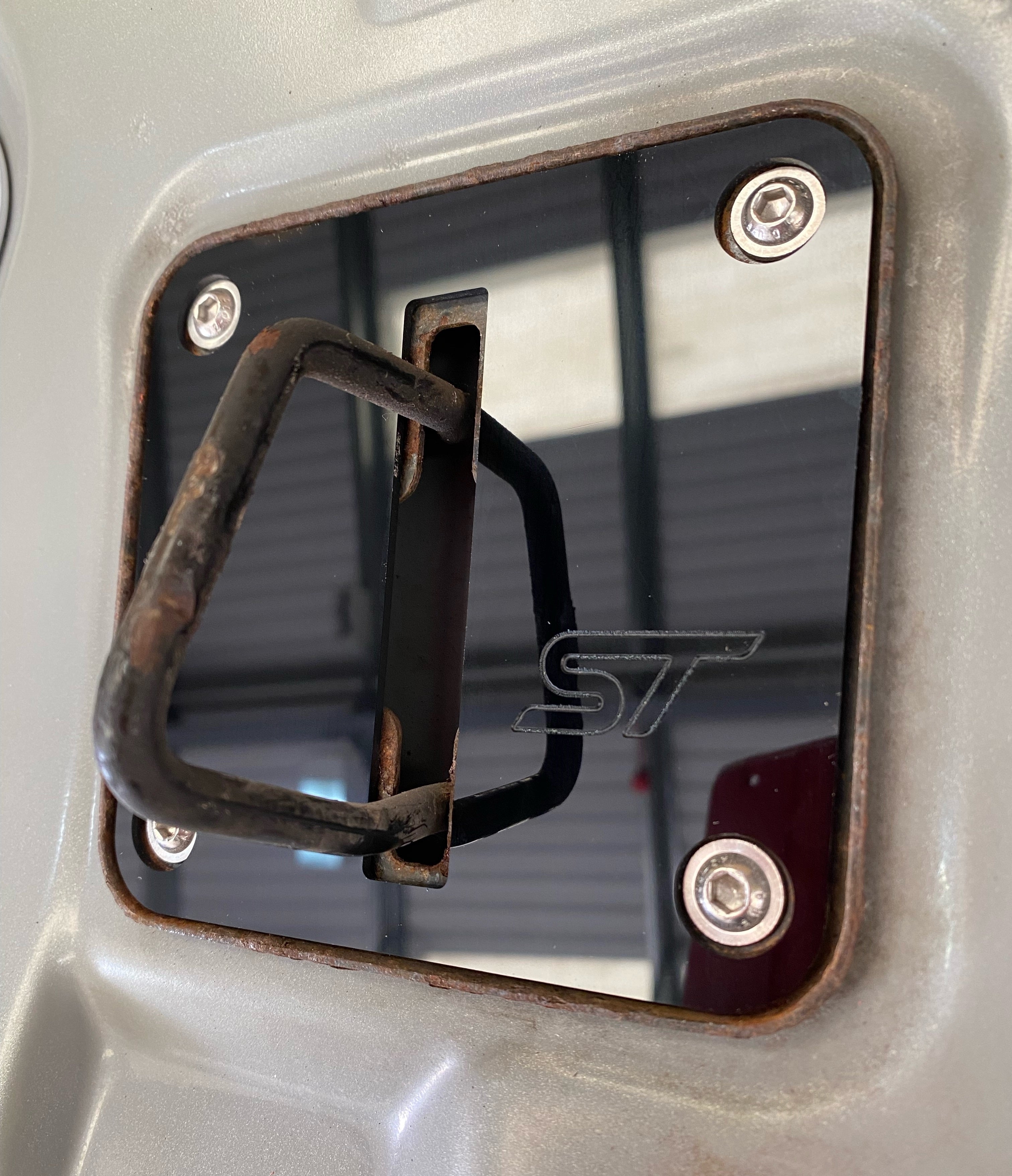 Proform Engraved Upper Bonnet Catch Plate Mk6 Fiesta