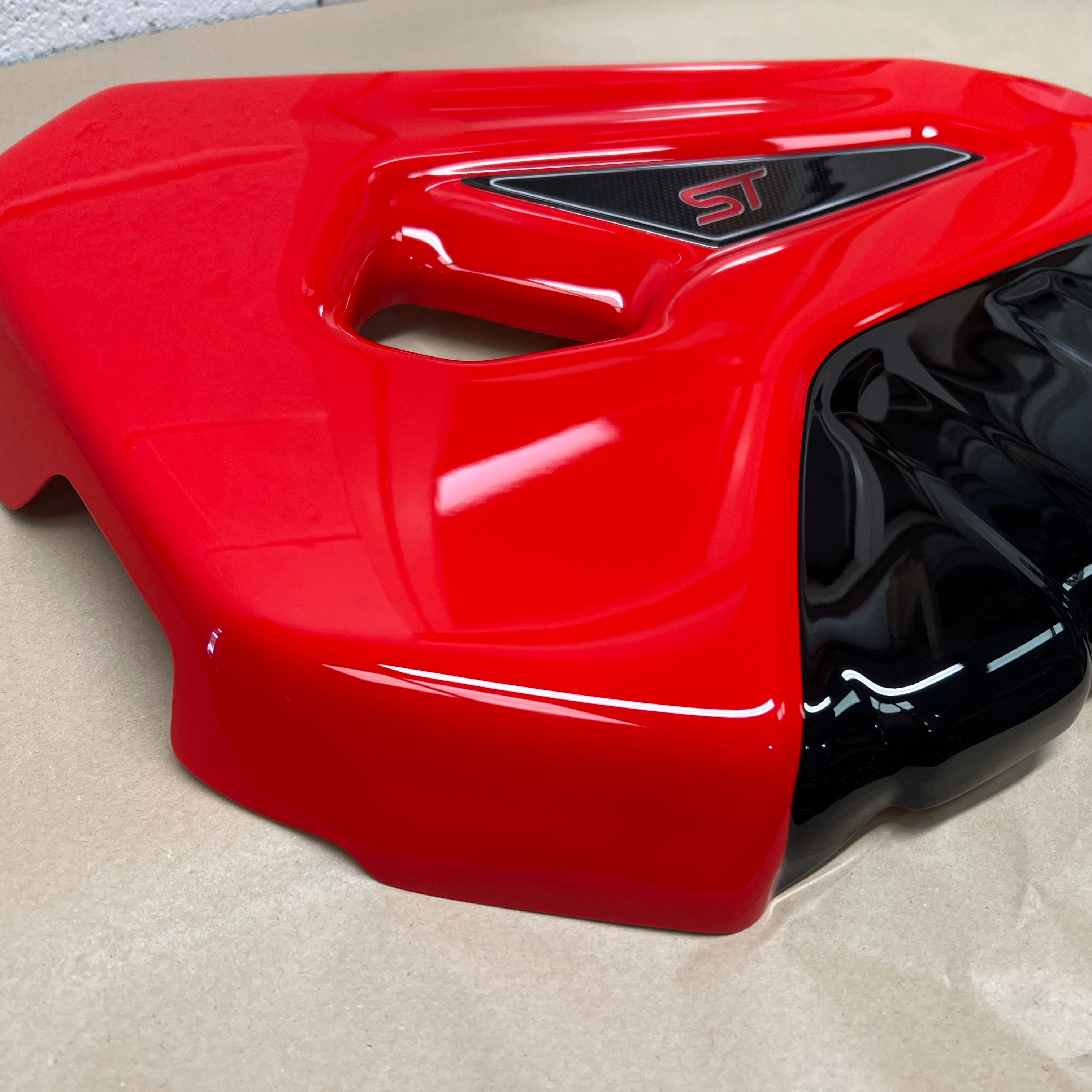 Proform-Motorabdeckung – Fiesta Mk7.5 ST180 / ST200 (Lackierte Ausführungen)