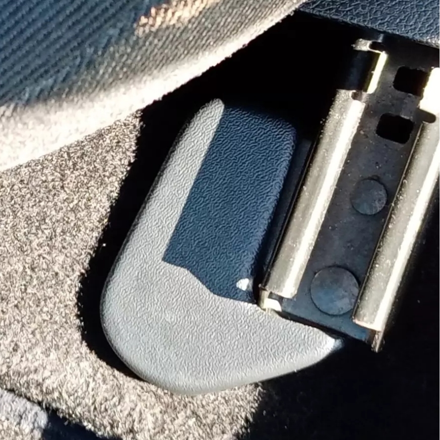 Seat Rail End Covers - Mk6 Fiesta