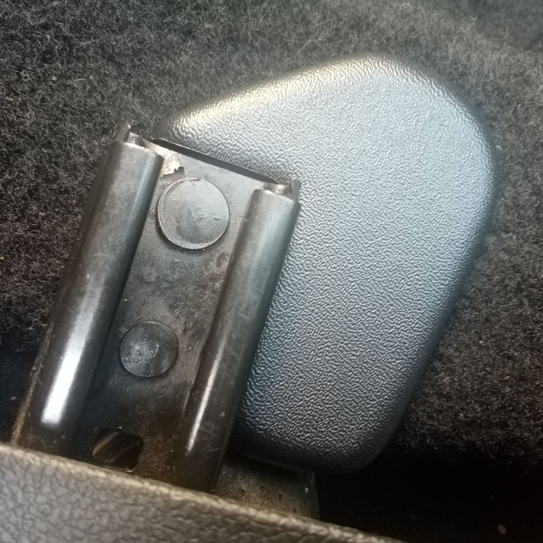 Seat Rail End Covers - Mk6 Fiesta