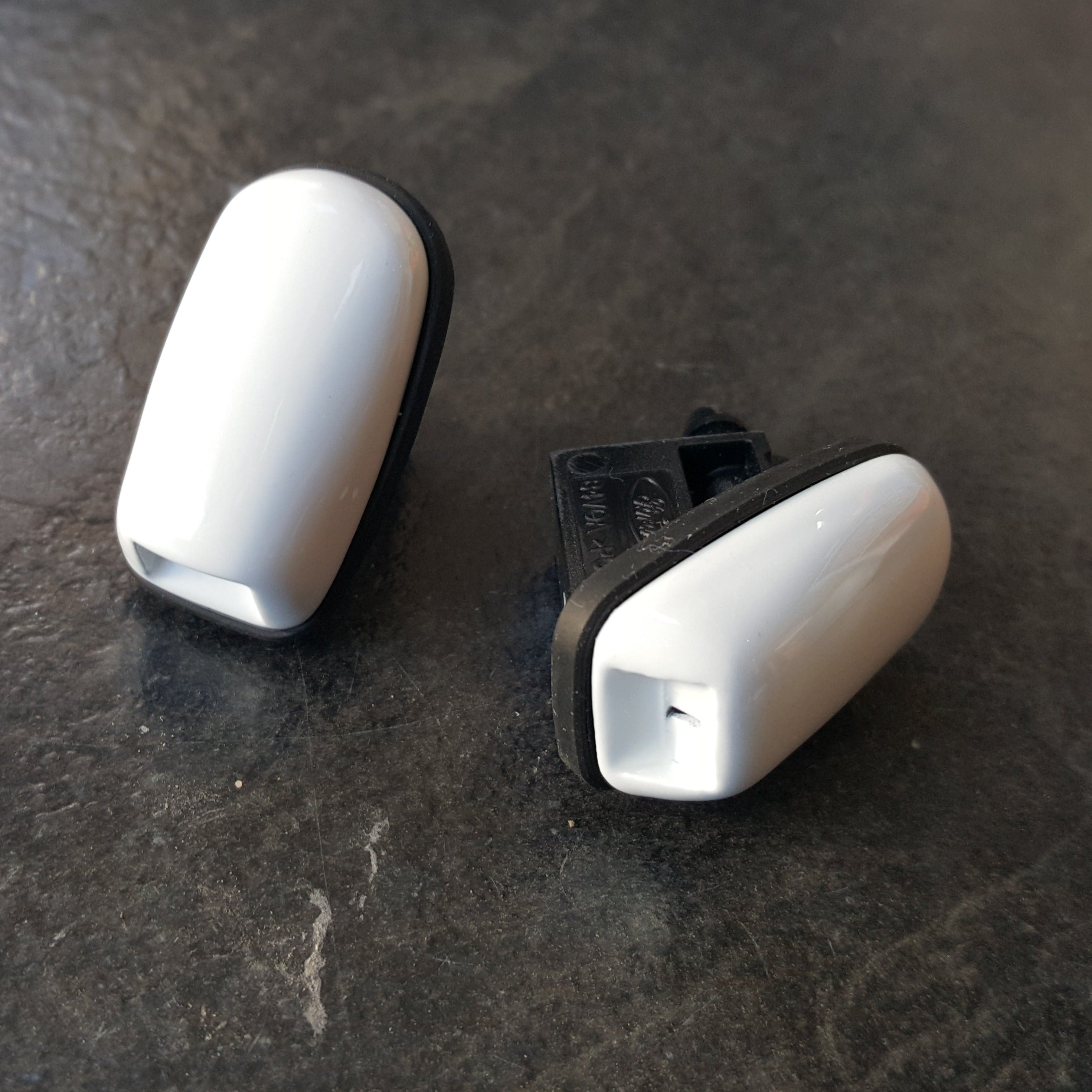 Genuine Ford Non-Heated 'Mist' Washer Jets