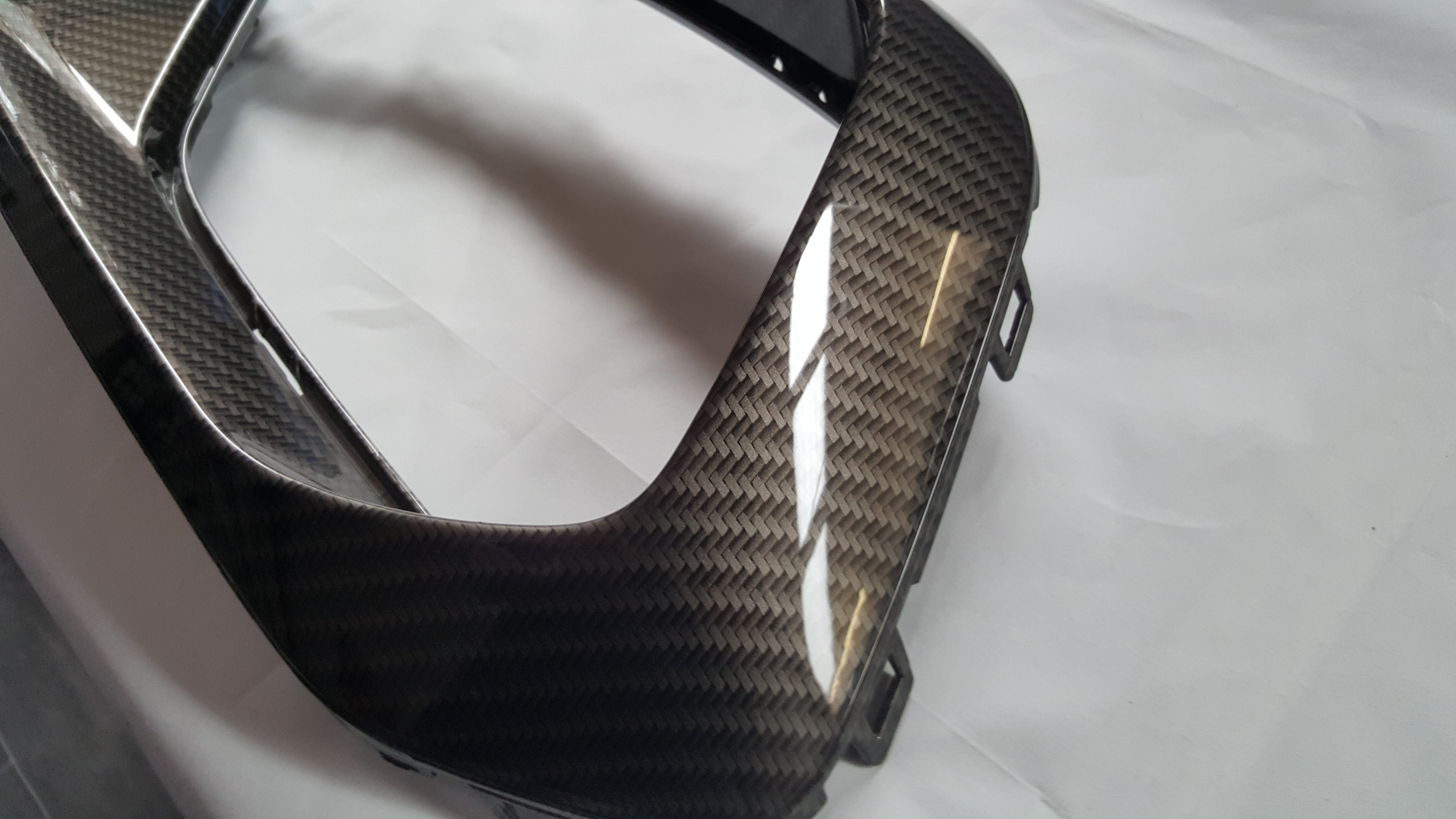 Outer Fog Light Bezels - Mk8 Fiesta ST/ ST Line