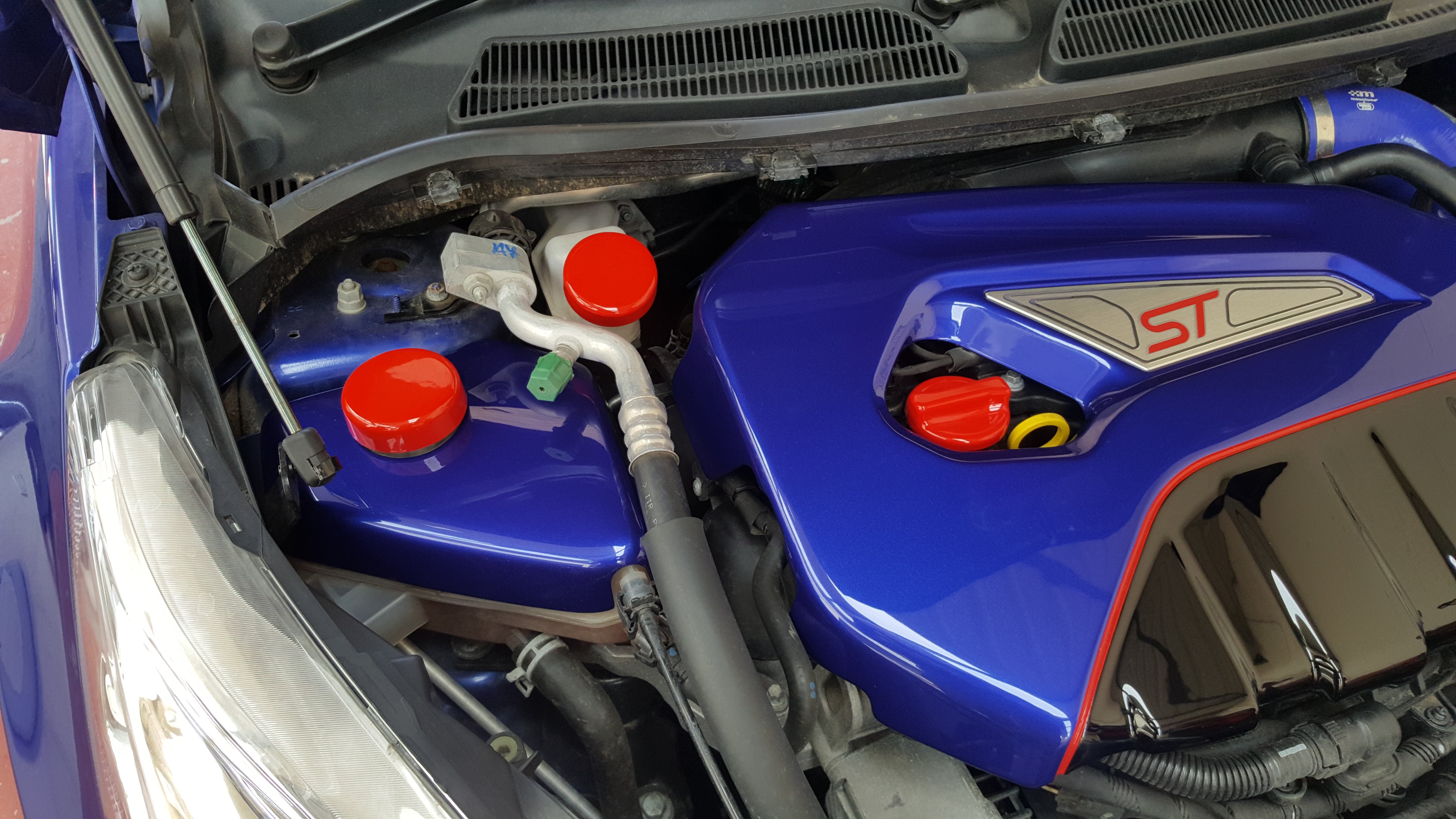 Kit de cache-moteur Proform – Différents modèles Ford (finitions peintes)