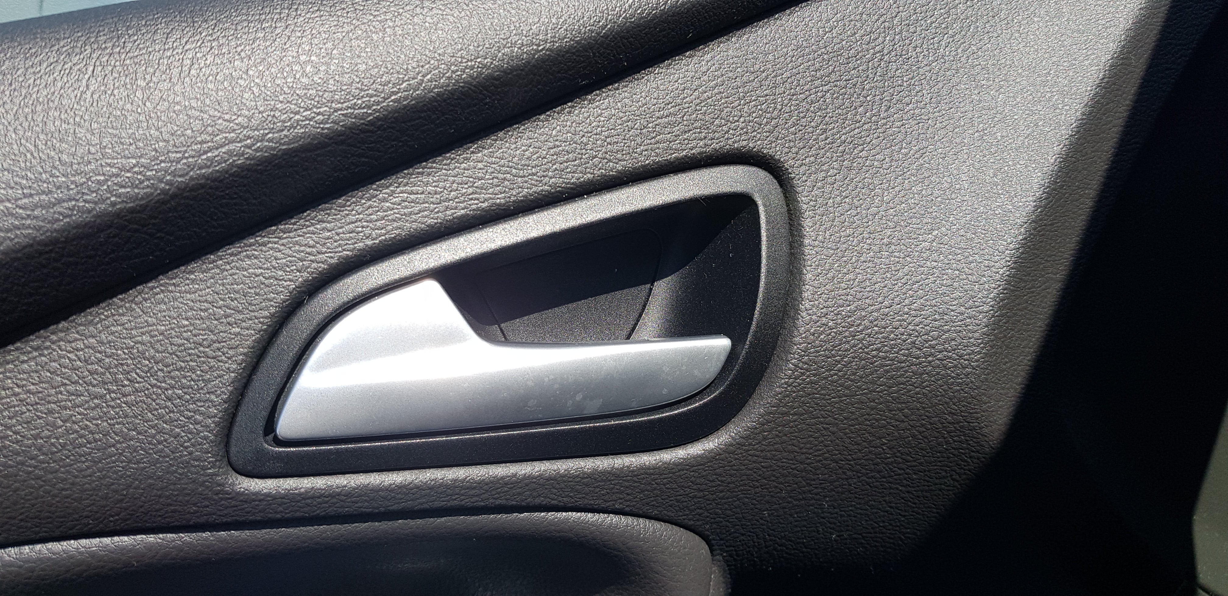 Door Handle Pull Trim Piece - Mk3.5 Focus ST/RS