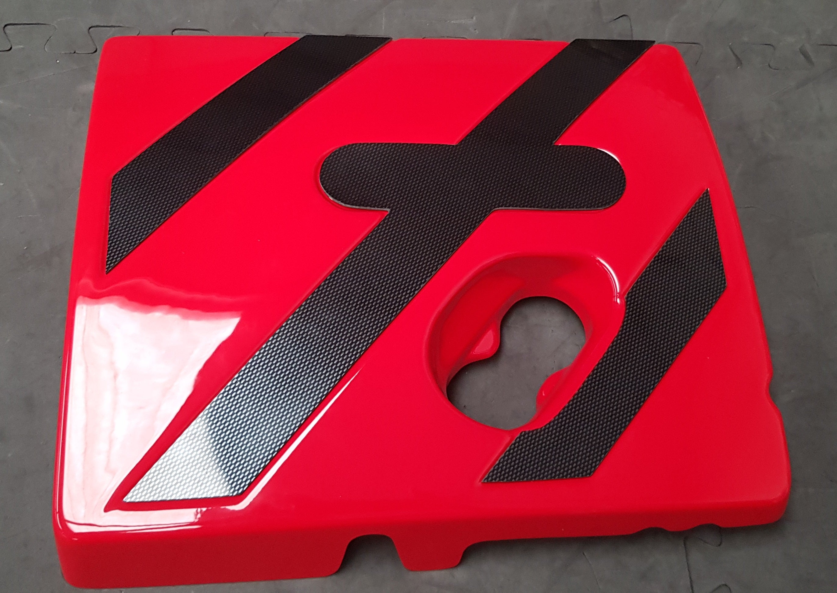 Proform-Motorabdeckung – MK8/8.5 Fiesta ST / Mk2 Puma ST – (Lackierte Oberflächen)