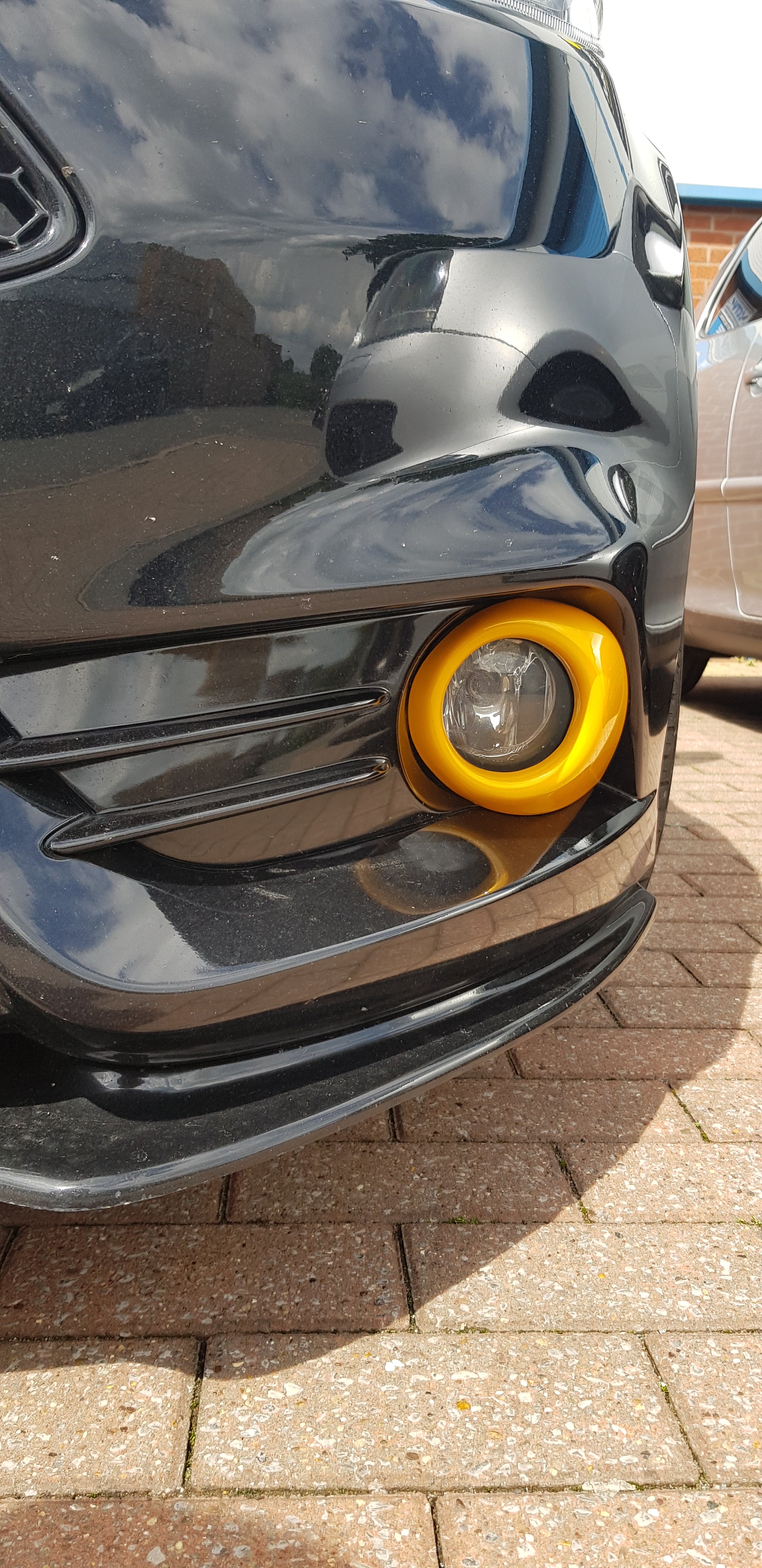 Proform Fog Light Trims - Mk7.5 Fiesta ST180 (Plastic Finishes)