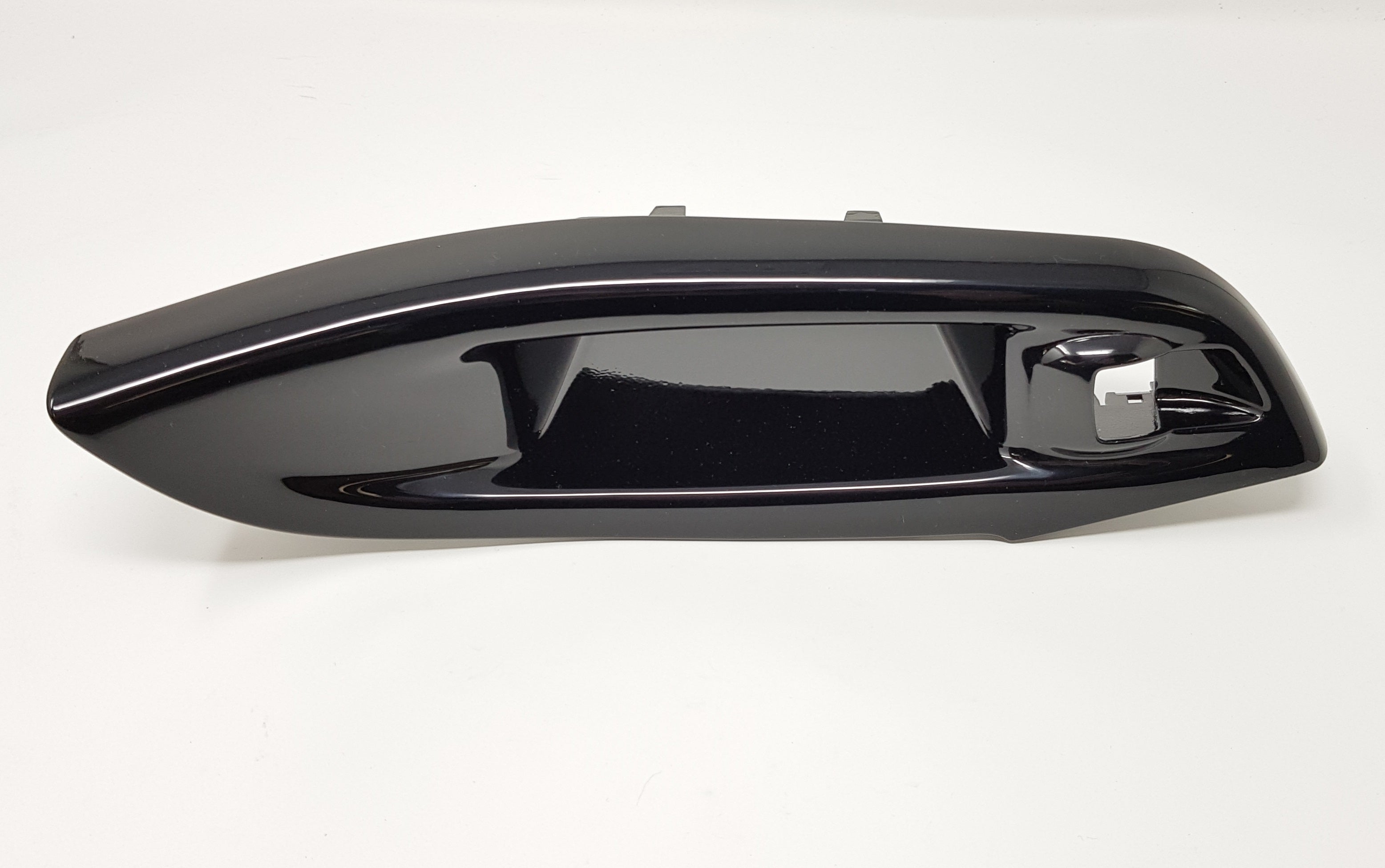 Original Ford-Innenverkleidungen für die hinteren Türgriffe – Mk3/3.5 Ford Focus (lackiert/hydrogetaucht)