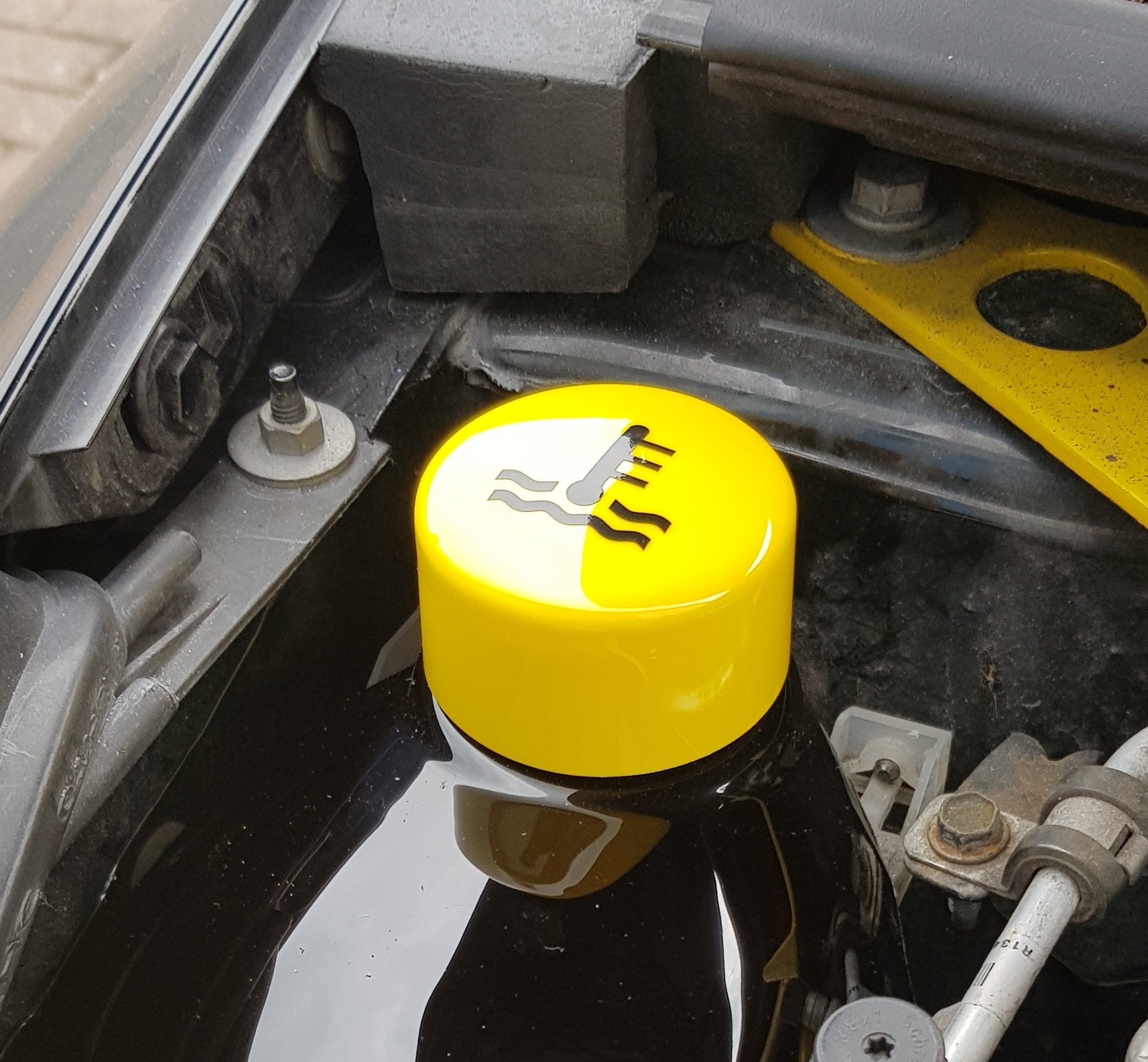 Proform Coolant Cap Cover Mk4 Renault Clio RS Plastic Finishes