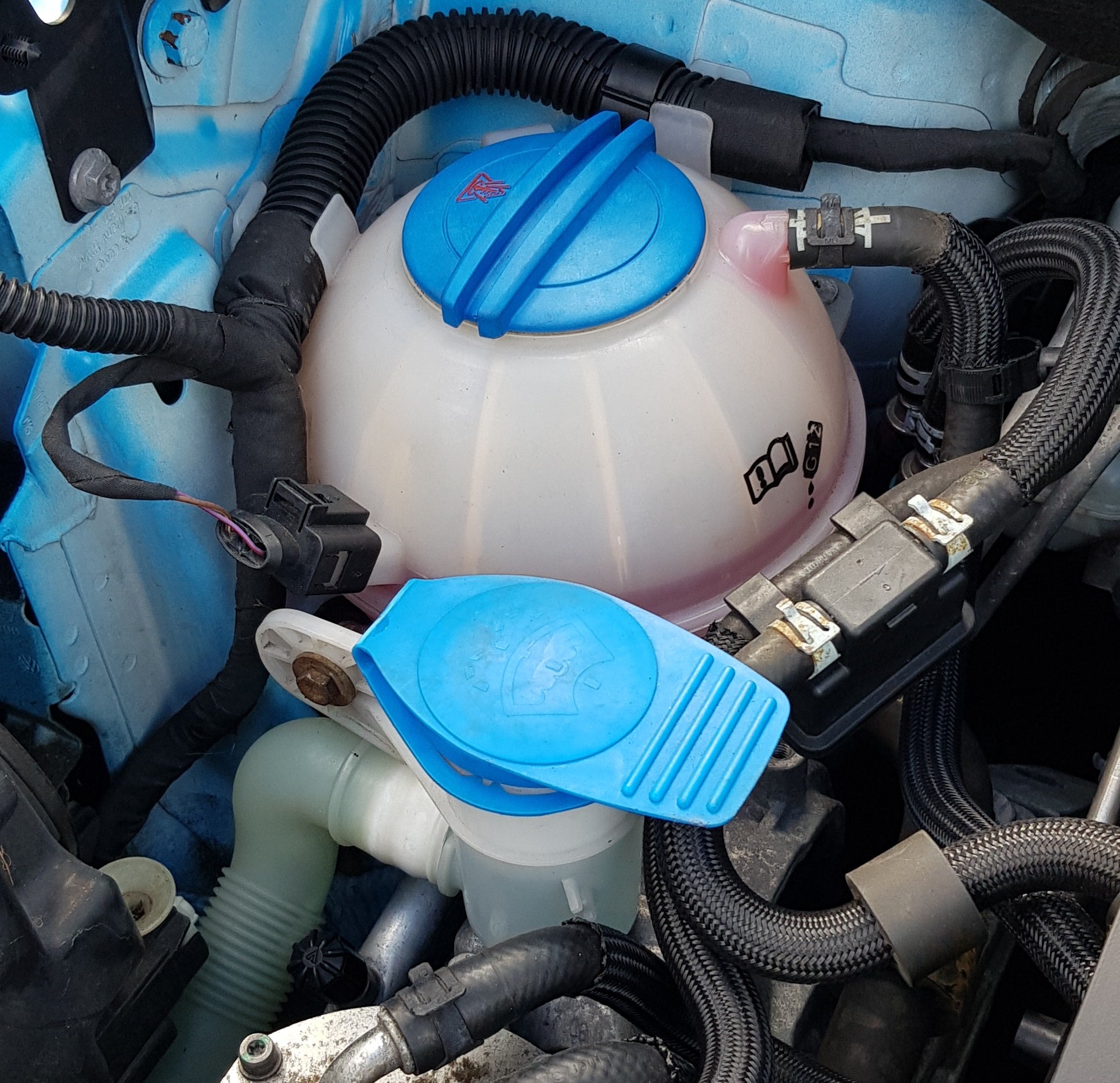 Proform Coolant Tank Cover - Mk3/4 Volkswagen Caddy (Plastic Finishes)