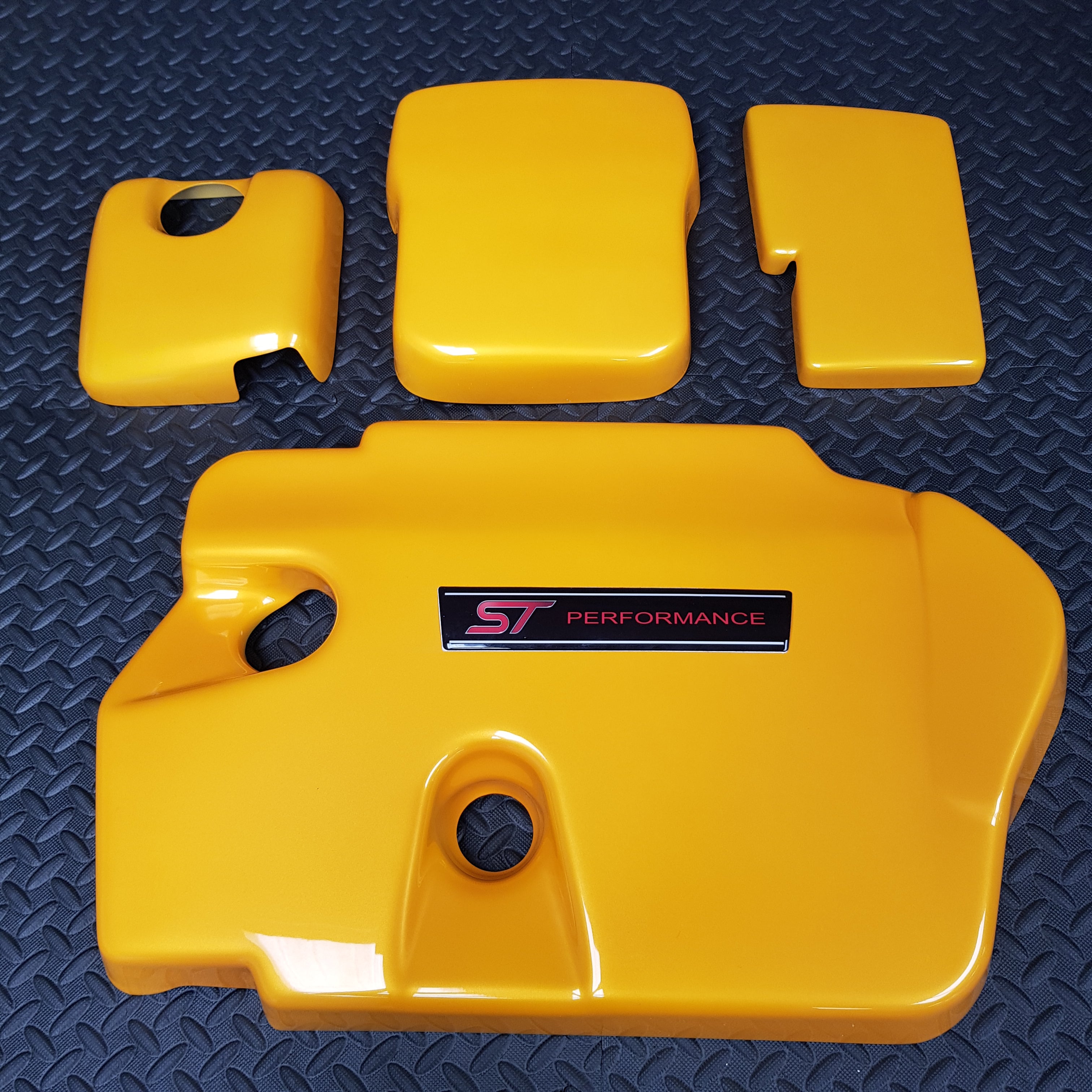 Proform Small Engine Bay Dress Up Bundle - Mk3.5 Focus ST Diesel (Painted Finishes)