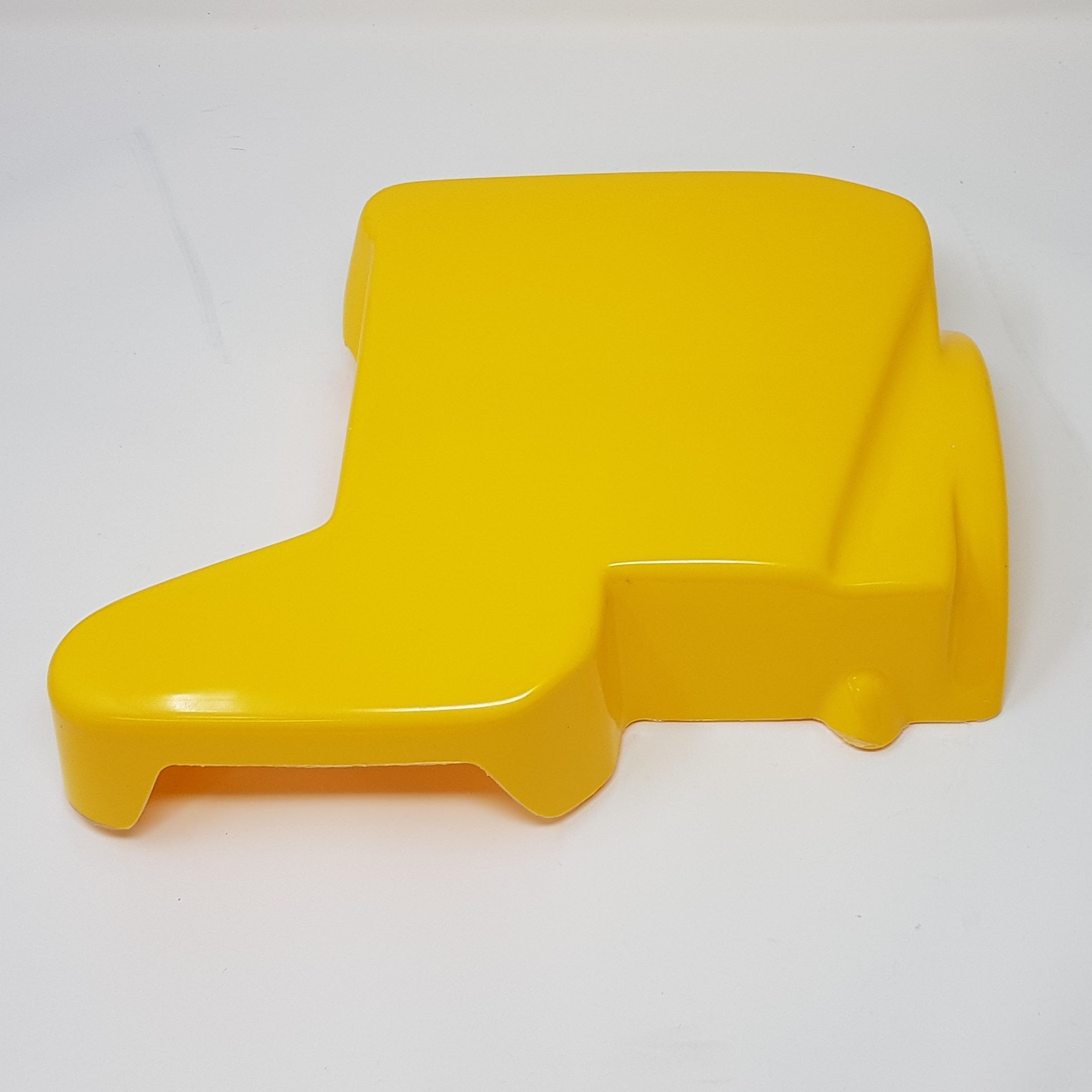 Proform Airbox Cover - Fits Mk2/2.5 Focus, Mk3/3.5 Focus (non RS), Mk2/2.5 Puma and Volvo C30 Models - Gloss Yellow Plastic