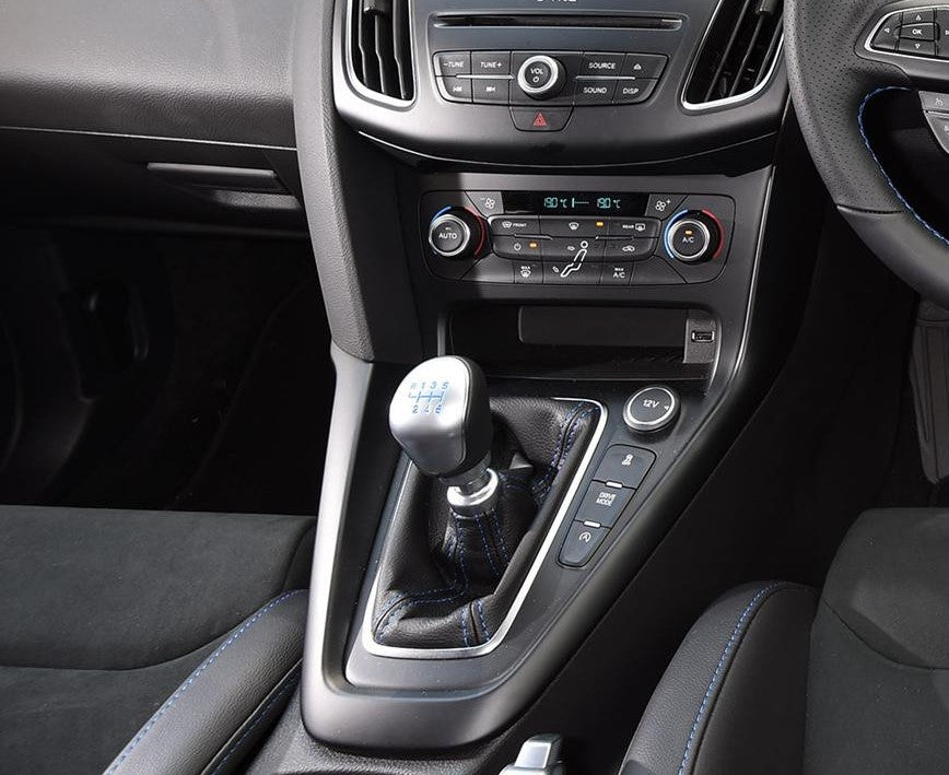 MK3.5 Focus Genuine Ford Centre Console Edge Trim and Side Retu