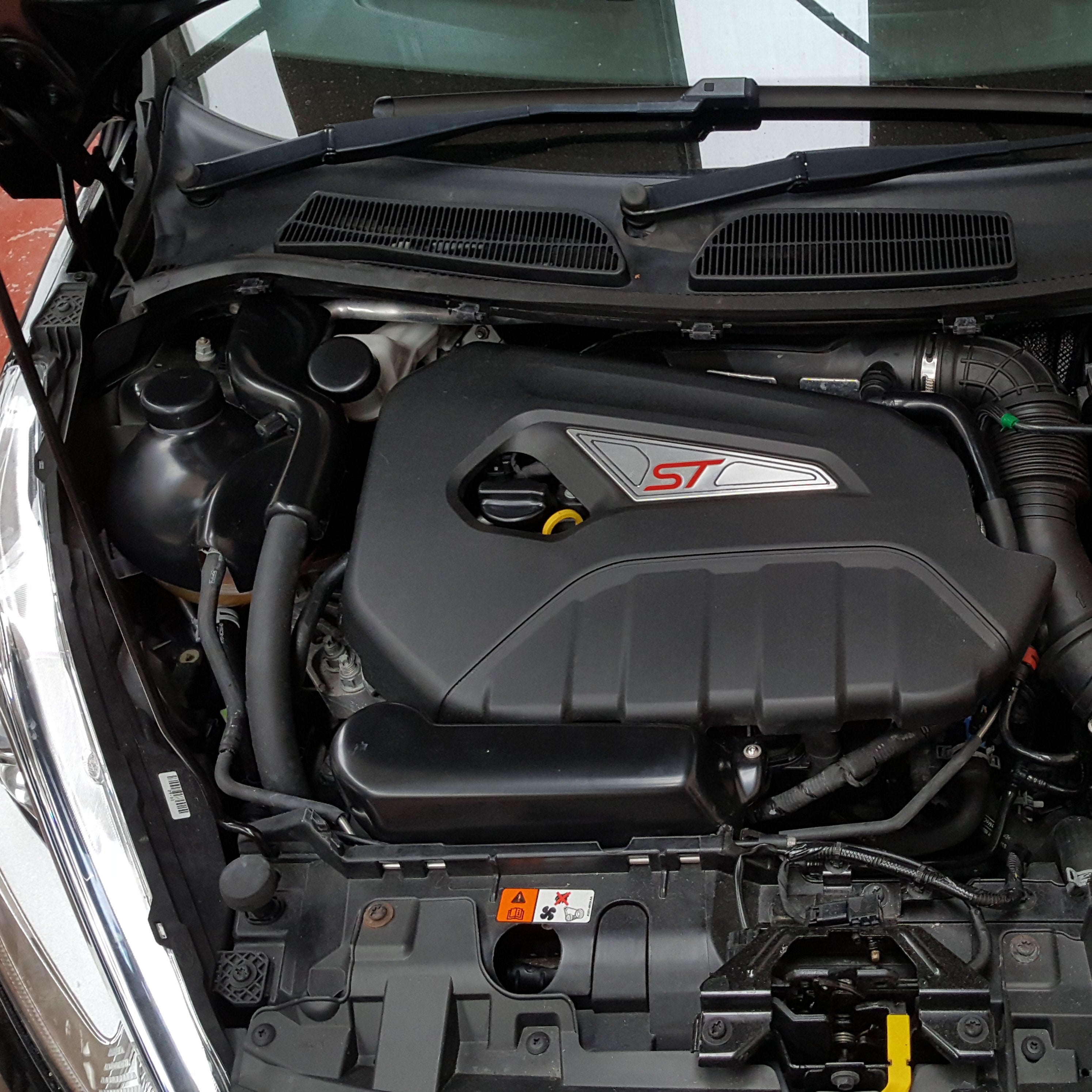 Proform Front Air Conditionin Cover Fiesta ST180/ST200- Smooth (For Painting) - Installed