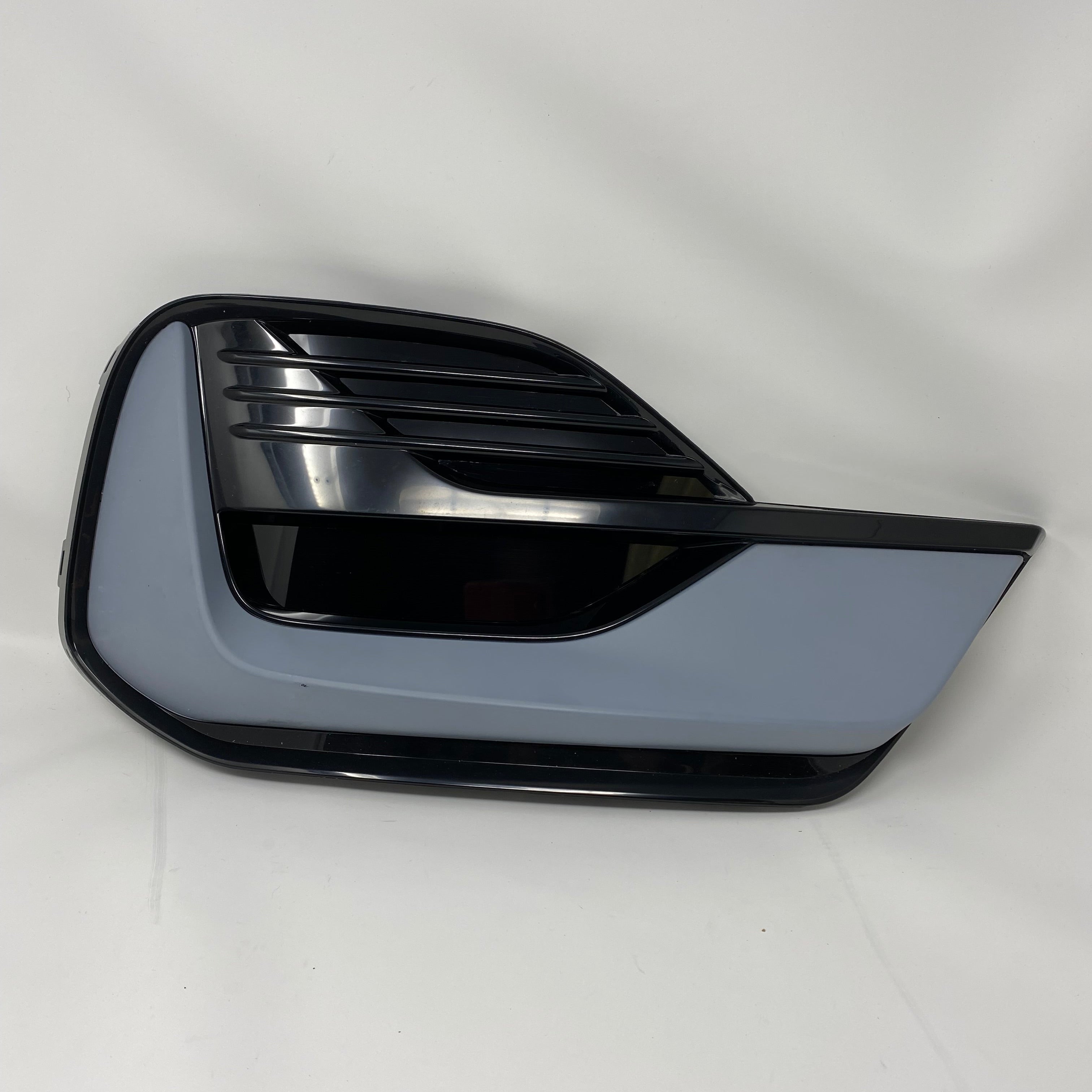 Proform Mk8.5 Fiesta ST/ST Line 'Fog Light' Bumper Trim Insert Set - Gloss Black