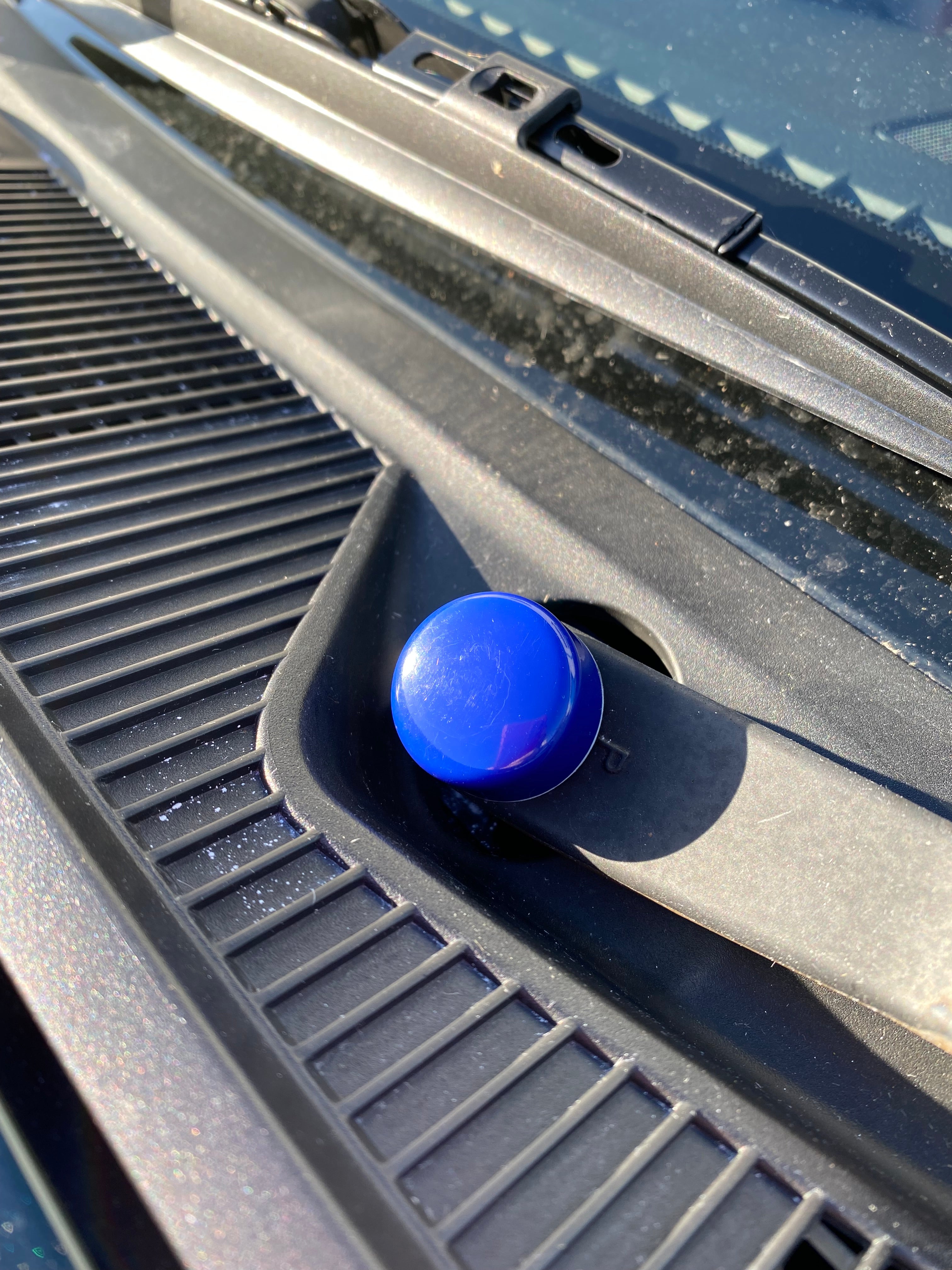 Caches en caoutchouc pour boulons de bras d'essuie-glace - Mazda MX5/Miata Mk3/3.5/NC