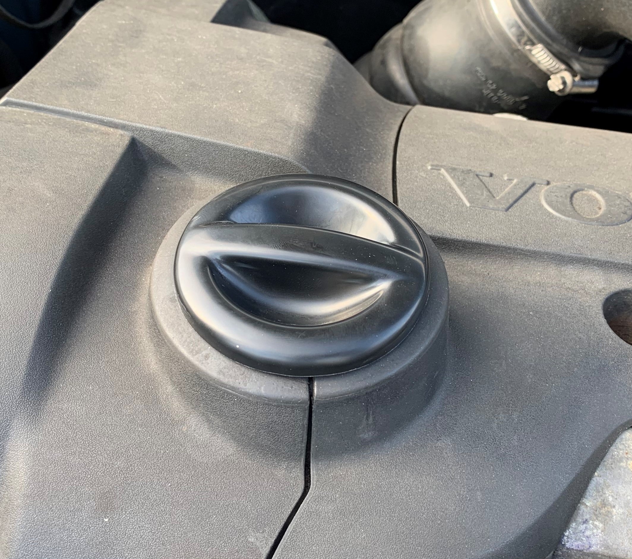 Proform Oil Cap Cover - Volvo V50 Petrol (Plastic Finishes)