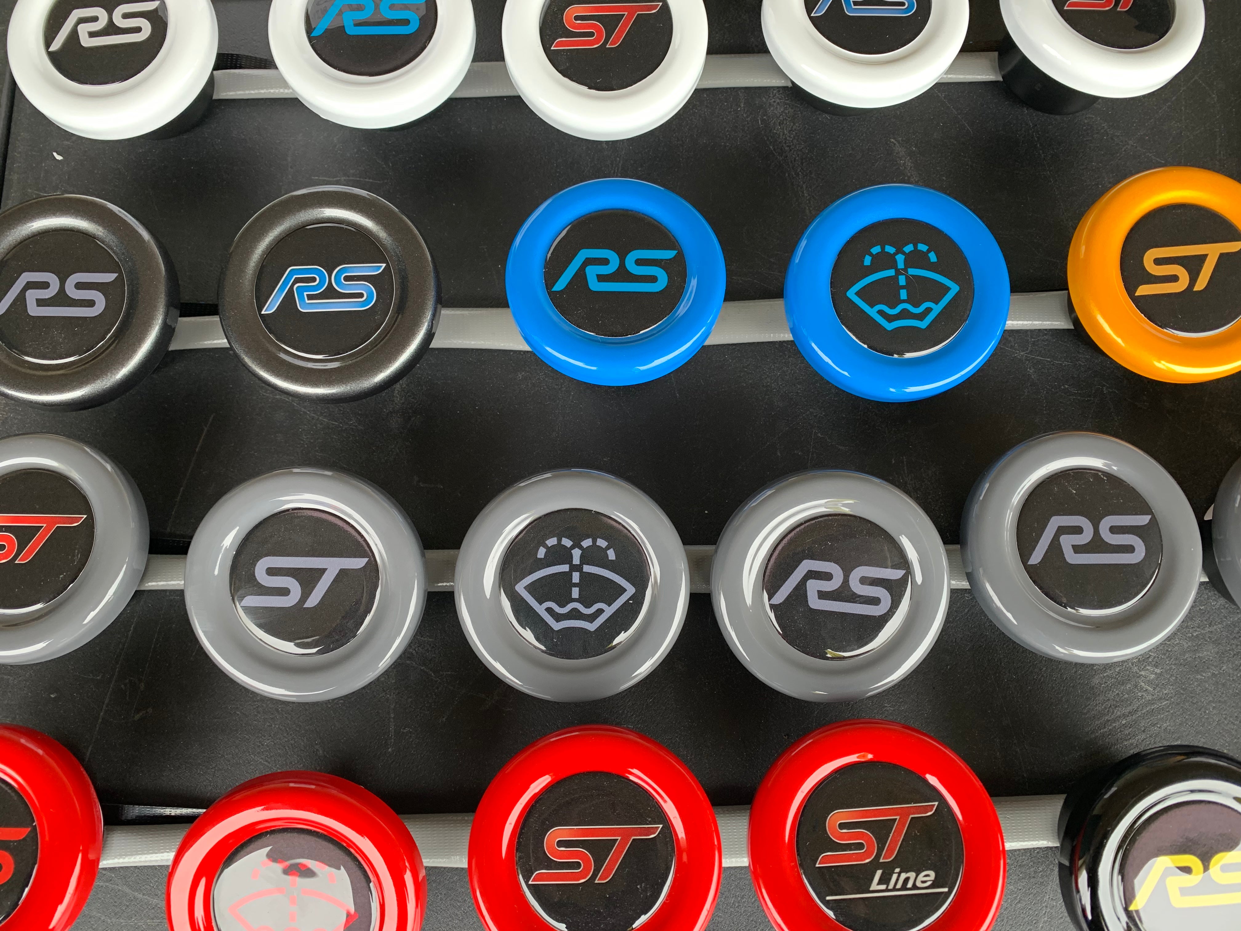 Washer Bottle Bung Mk3/3.5 Focus (Various Finishes)