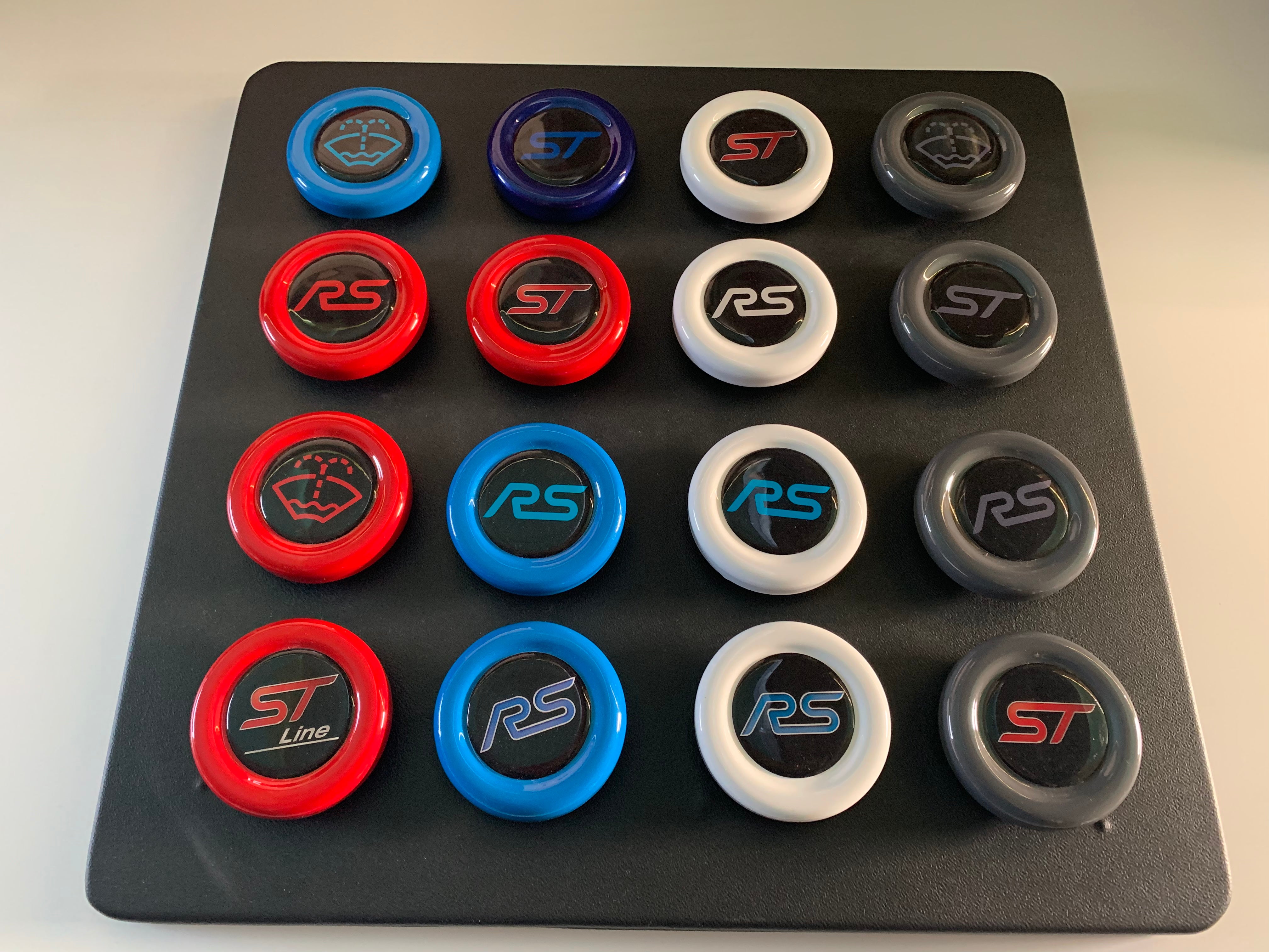 Bouchon de réservoir de lave-glace Mk8 Fiesta / Mk2 Puma (différentes finitions)