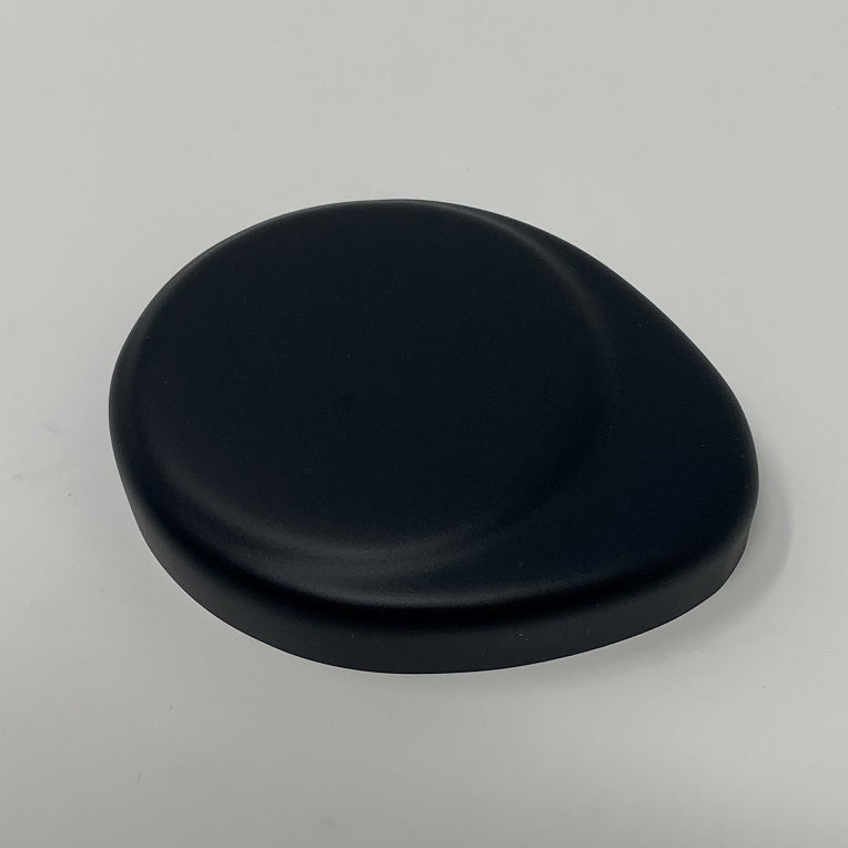 Proform-Abdeckung für Scheibenwaschbehälterdeckel – Ford Focus Mk4 (Kunststoffoberflächen)