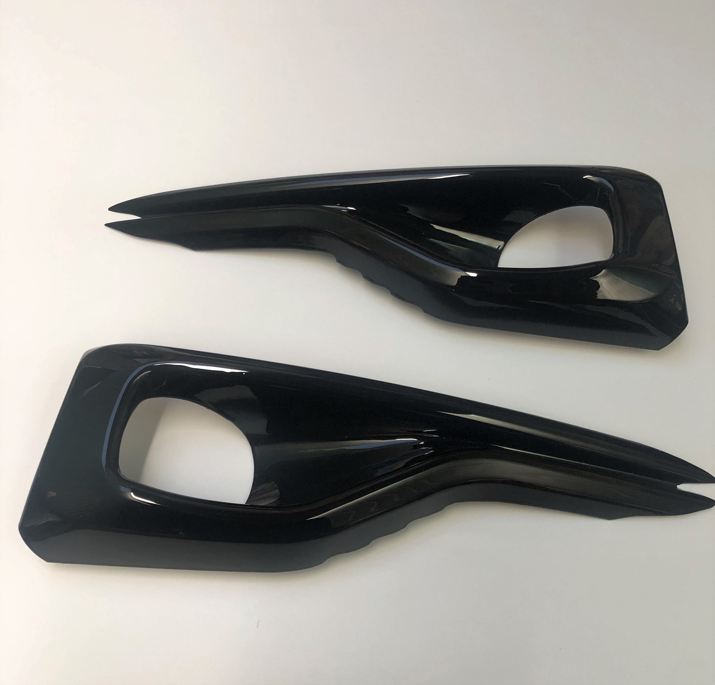 Fog Light Trims - Ford Focus MK4 ST/ ST-Line (Painted Finishes)