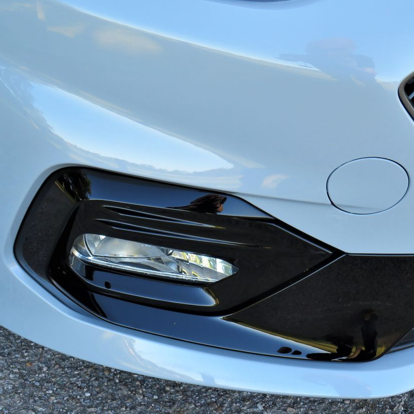 Outer Fog Light Bezels - Mk8 Fiesta ST/ ST Line - Painted Gloss Black