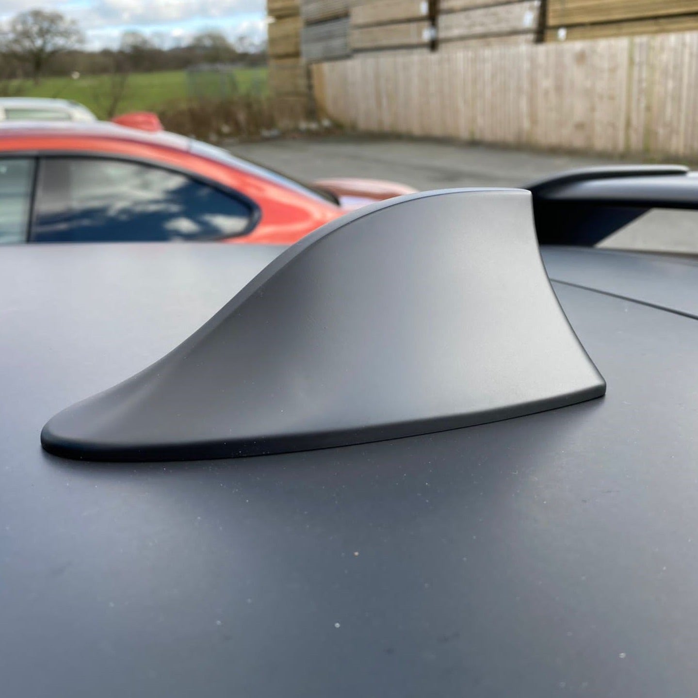 Shark Fin Aerial Mk3/3.5 Ford Focus / Mk8 Ford Fiesta - Painted Satin Black