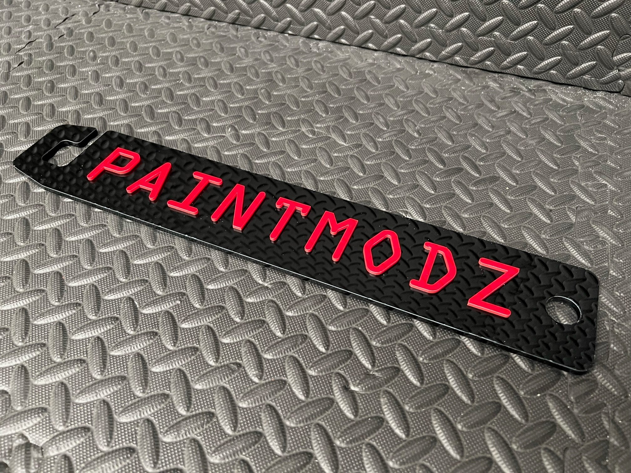 Support de capot universel - Paintmodz (acrylique 4D)