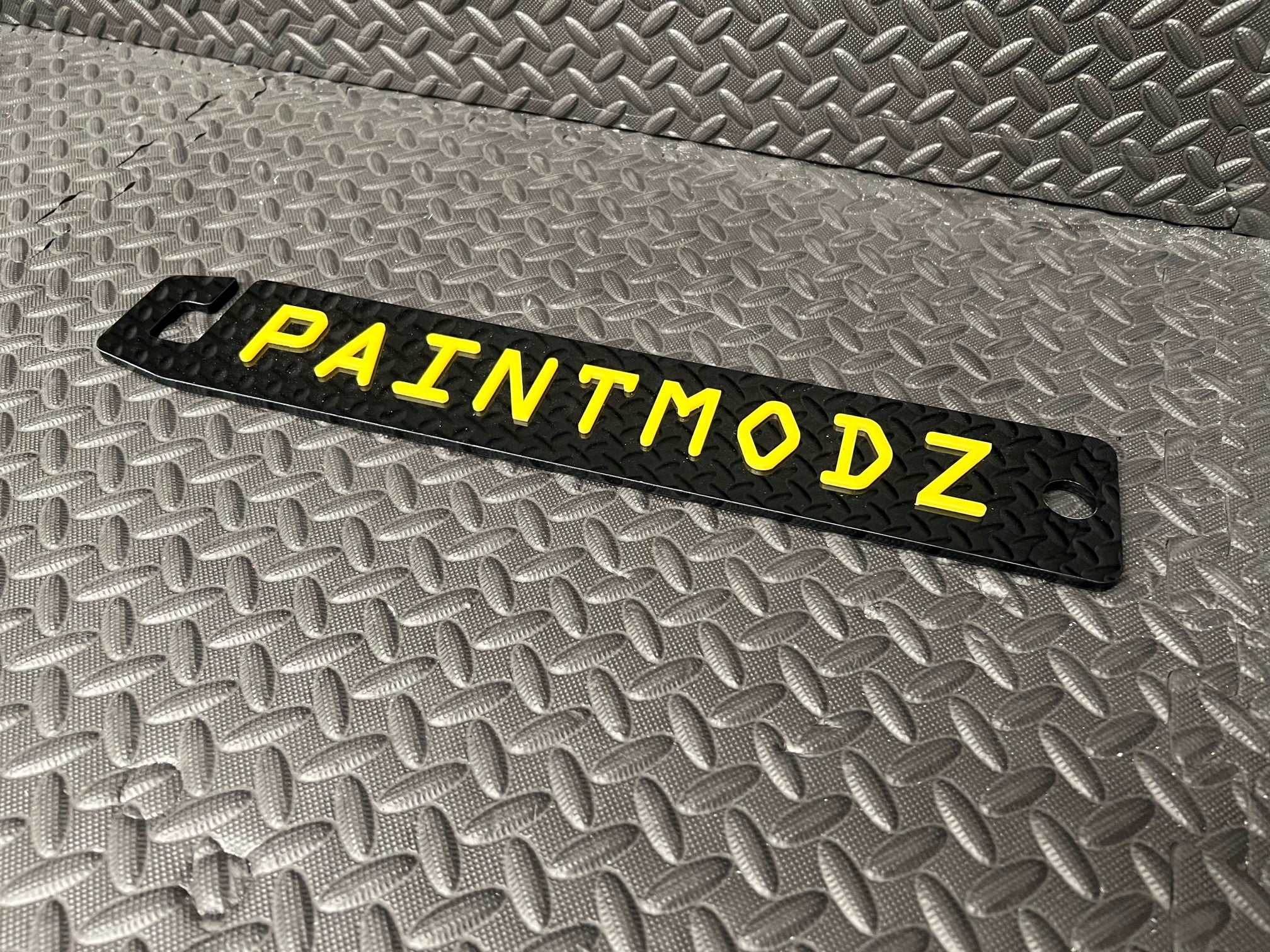 Support de capot universel - Paintmodz (acrylique 4D)