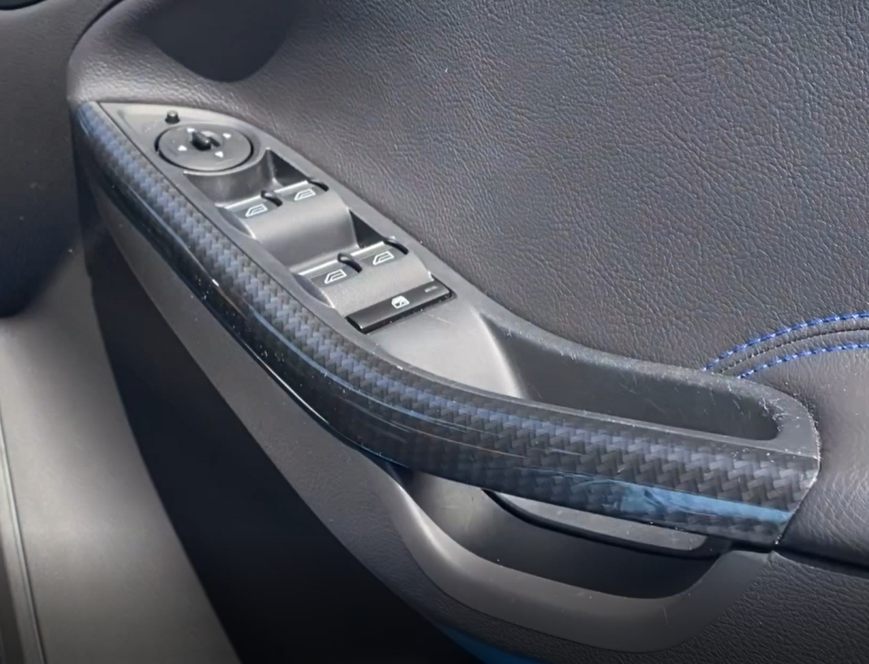 Focus RS/ST MK3.5 - Pièces d'origine Ford, ensemble complet d'intérieur (finitions peintes/hydrodipées) - Conduite à droite