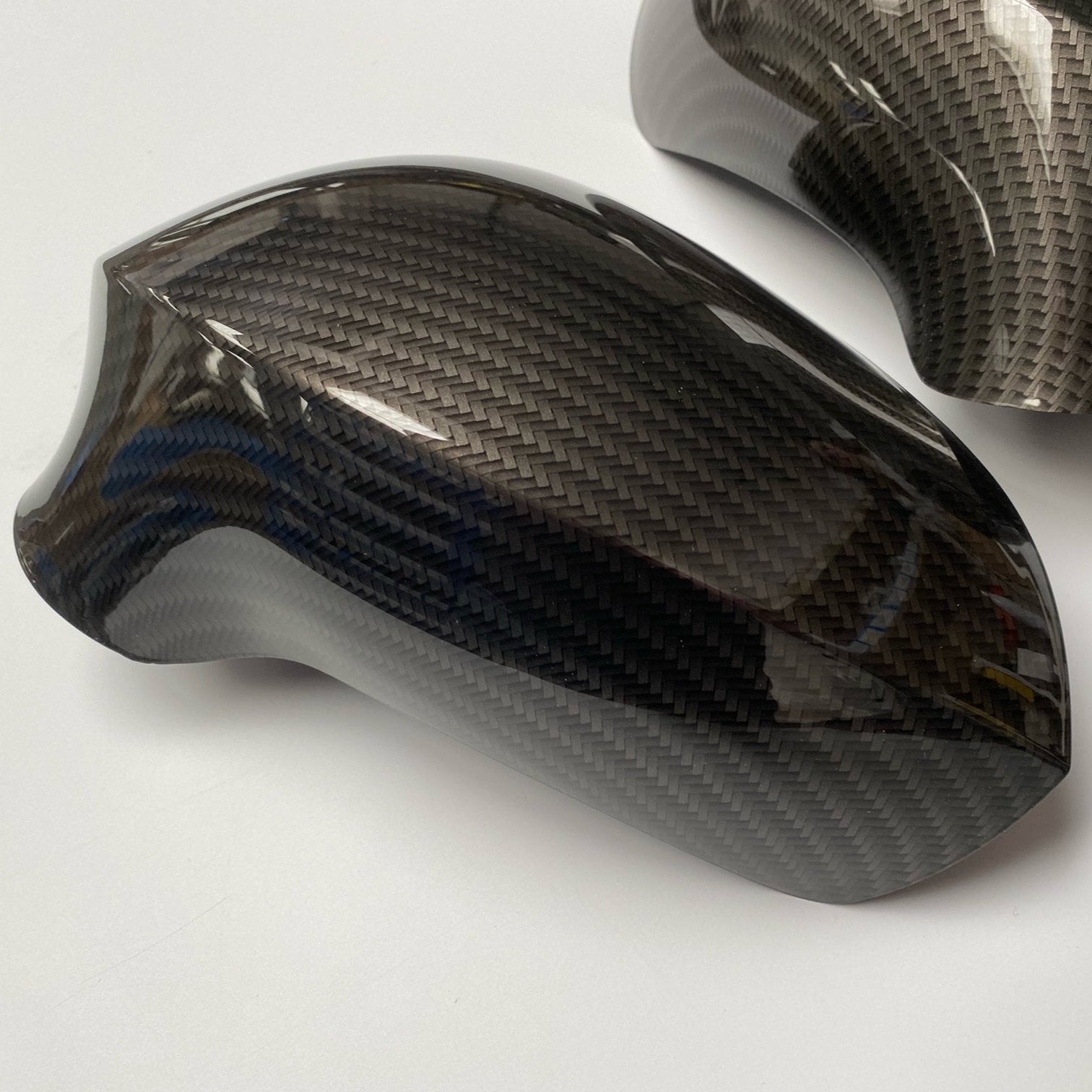 Spiegelkappen (Paar – Hydrodip-Designs) – Seat Ibiza (Juli 08–Okt. 17) / Leon (Juni 09–Juni 13) RHD