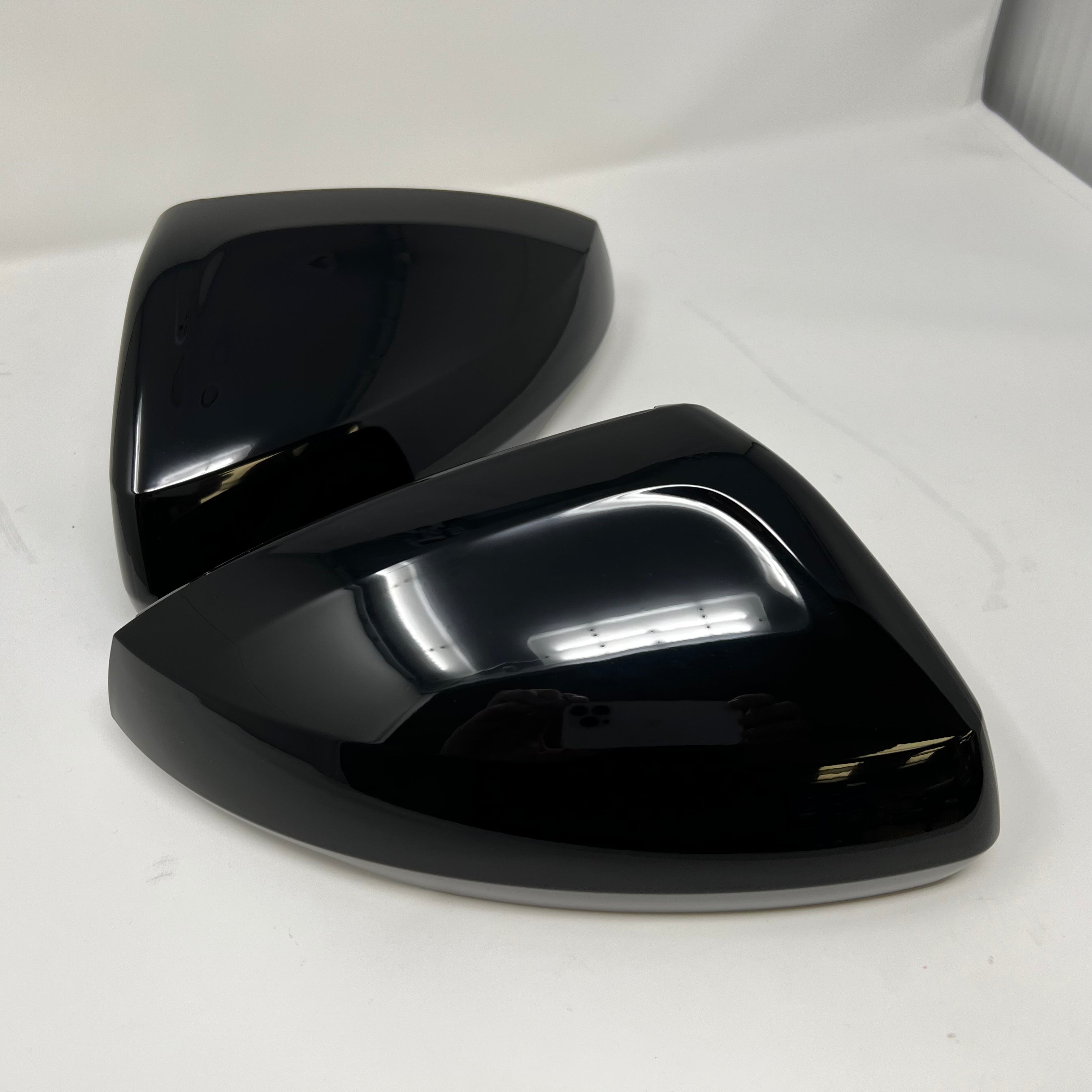 Mirror Caps - Volkwagen Polo 2018 Onwards - Gloss Black or Carbon Fibre Hydrodip