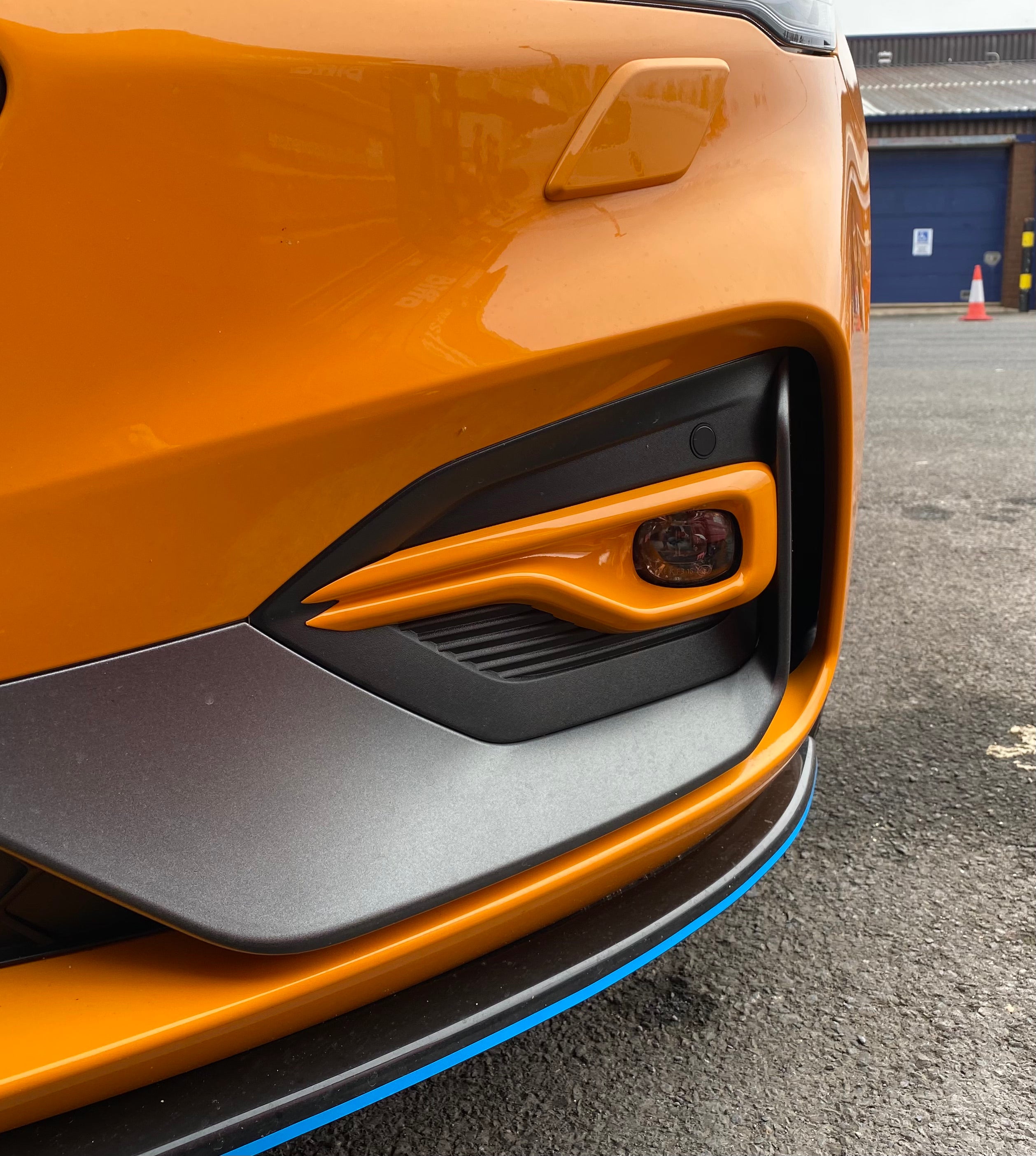 Fog Light Trims - Ford Focus MK4 ST/ ST-Line (Painted Finishes)