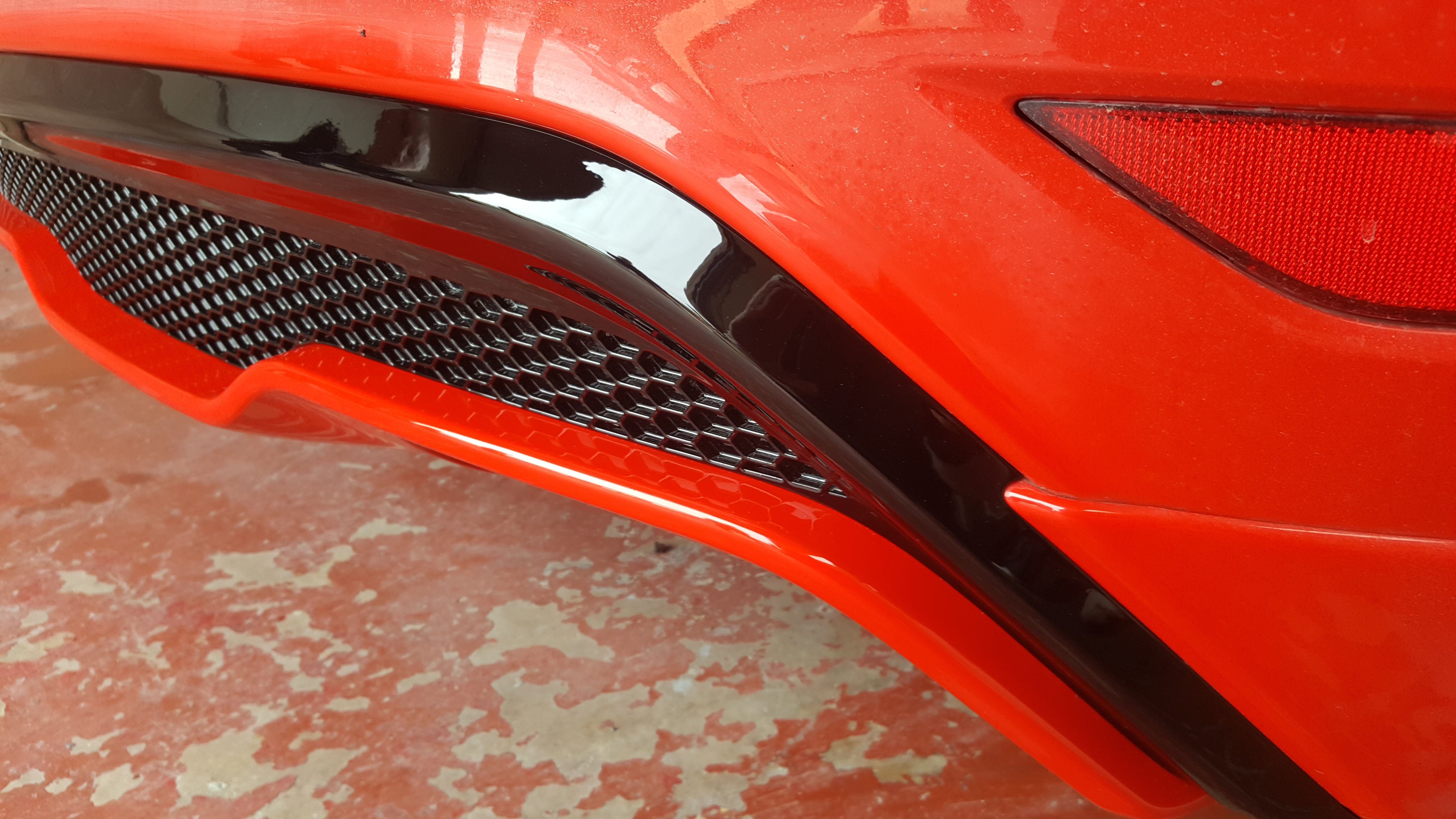Genuine Ford Mk7.5 Ford Fiesta ST180/ST200 Rear Upper Diffuser - Gloss Black Painted