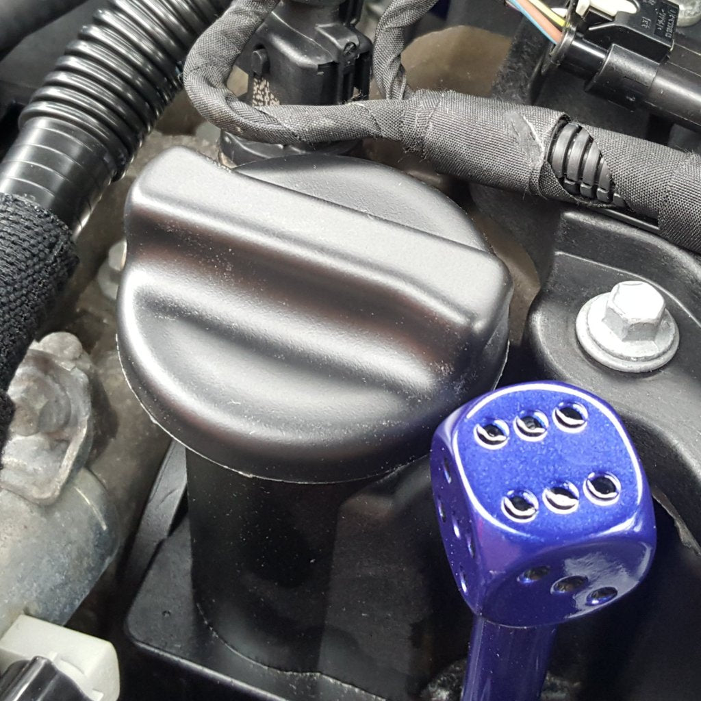Proform Petrol Engine Oil Cap Cover - Mk6 Fiesta (Plastic Finishes)