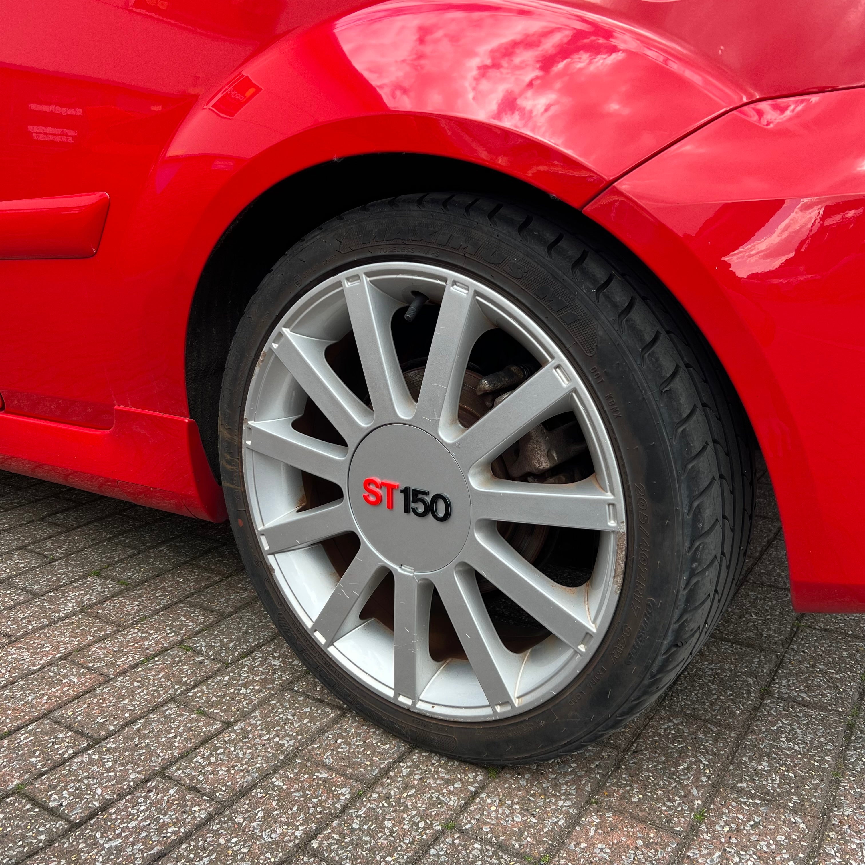 Proform Mk6 Fiesta ST150 Wheel Centre Caps - Set of 4 (Various Finishes)