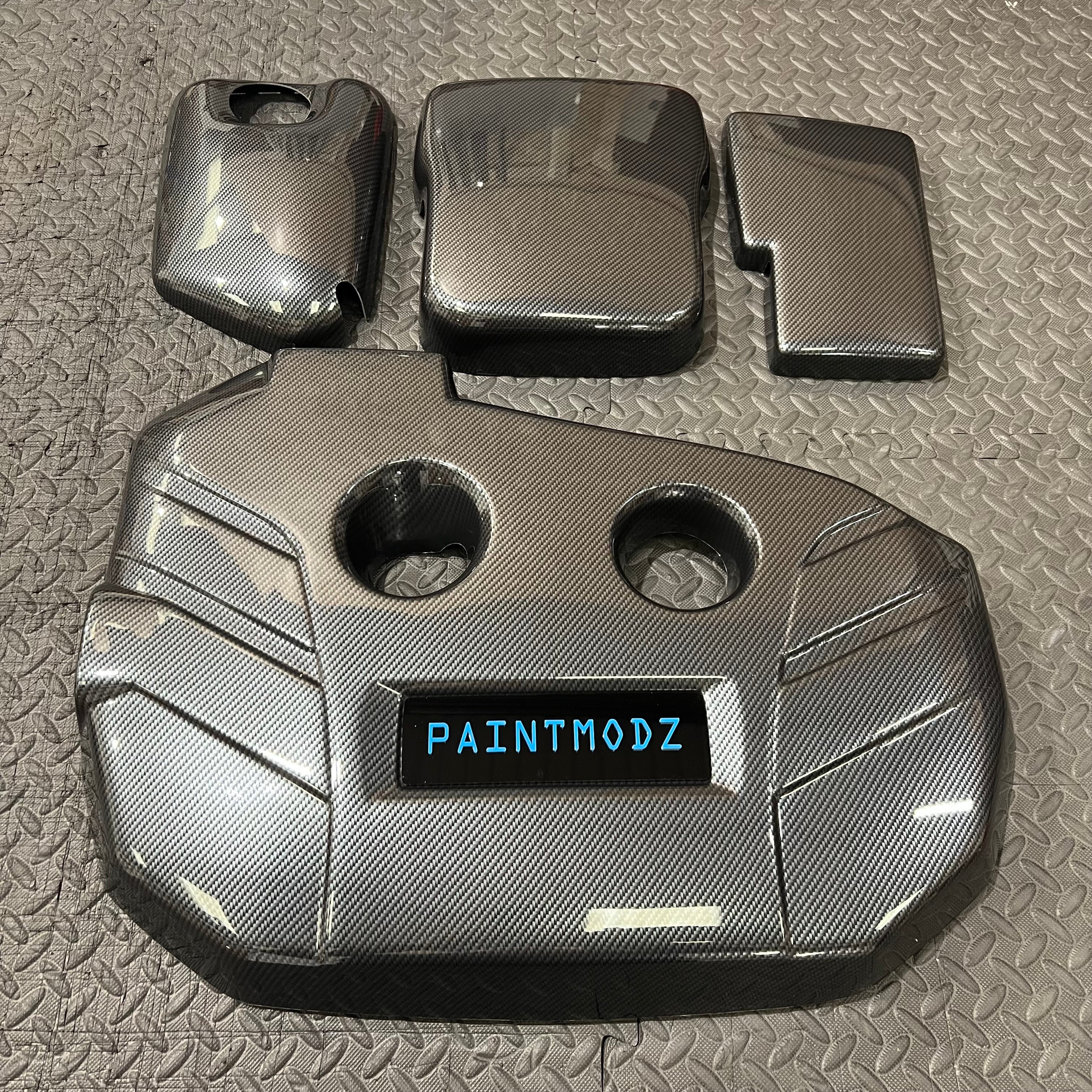 Proform Small Engine Bay Dress Up Bundle - Mk3.5 Focus RS Deluxe Carbon Fibre Effect Plastic - Light Blue/Gloss Black Badge