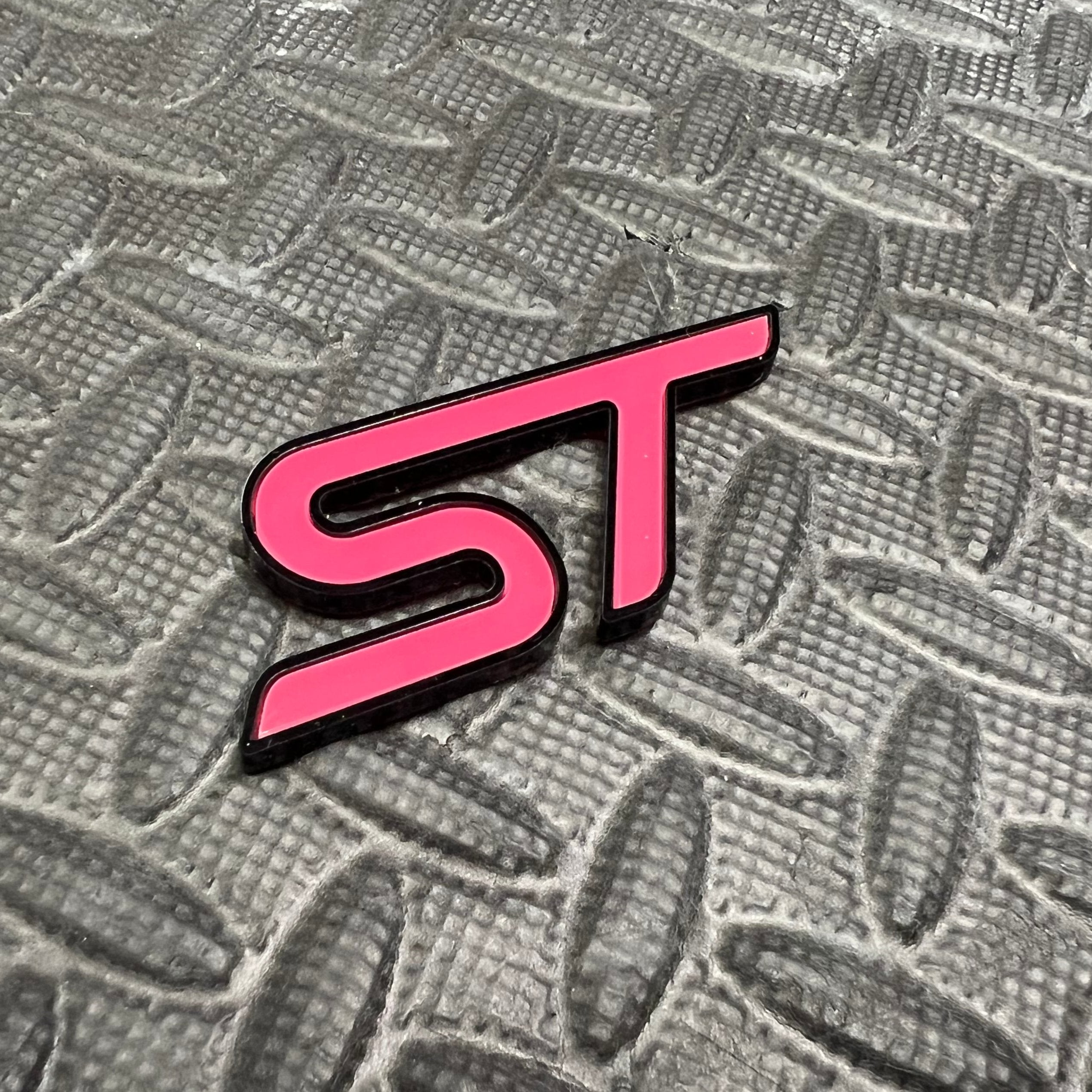 ST Performance Acrylic 4D Lettering