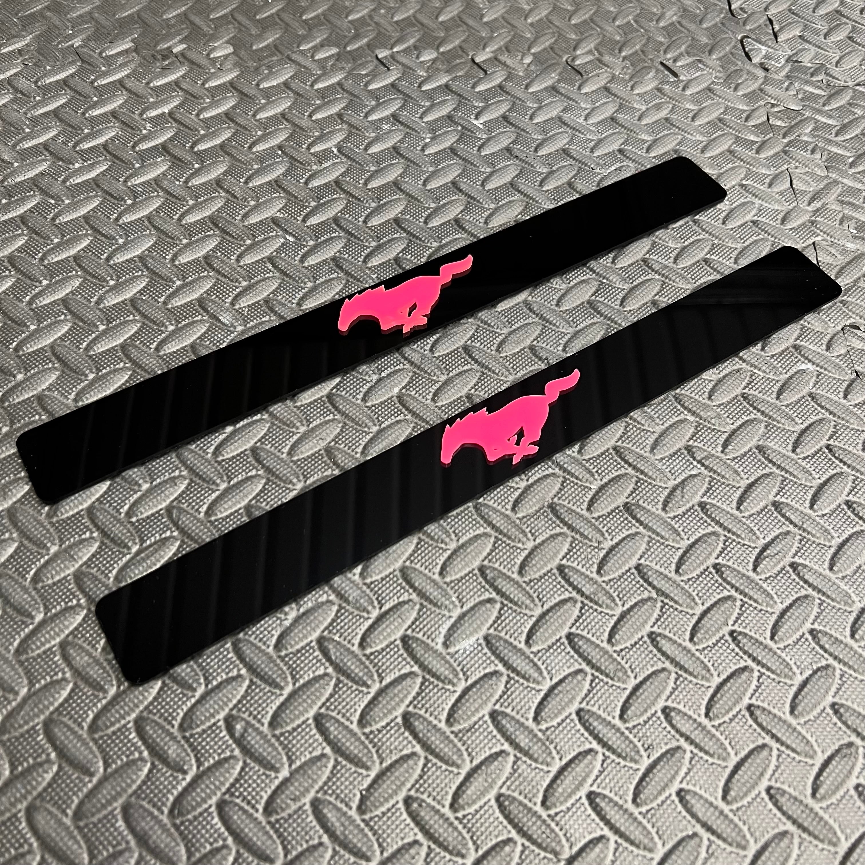 Plaques de seuil Mustang (6e génération) (paire)
